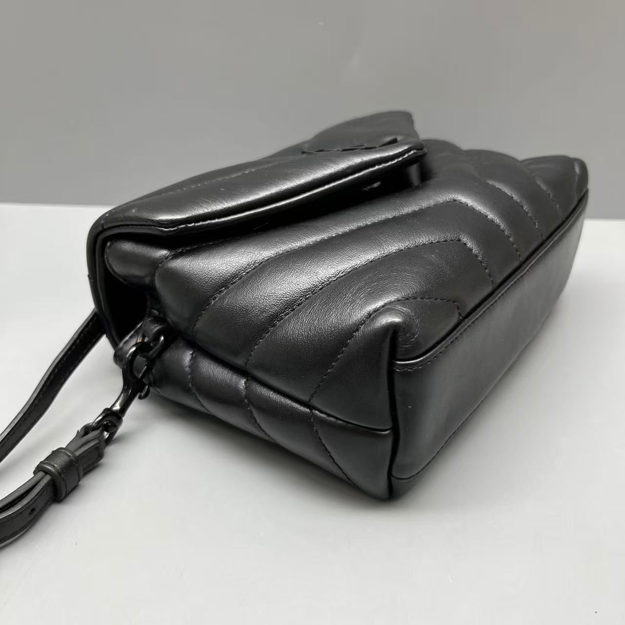 Saint Laurent - Loulou Toy - Leather - Black - (mini)