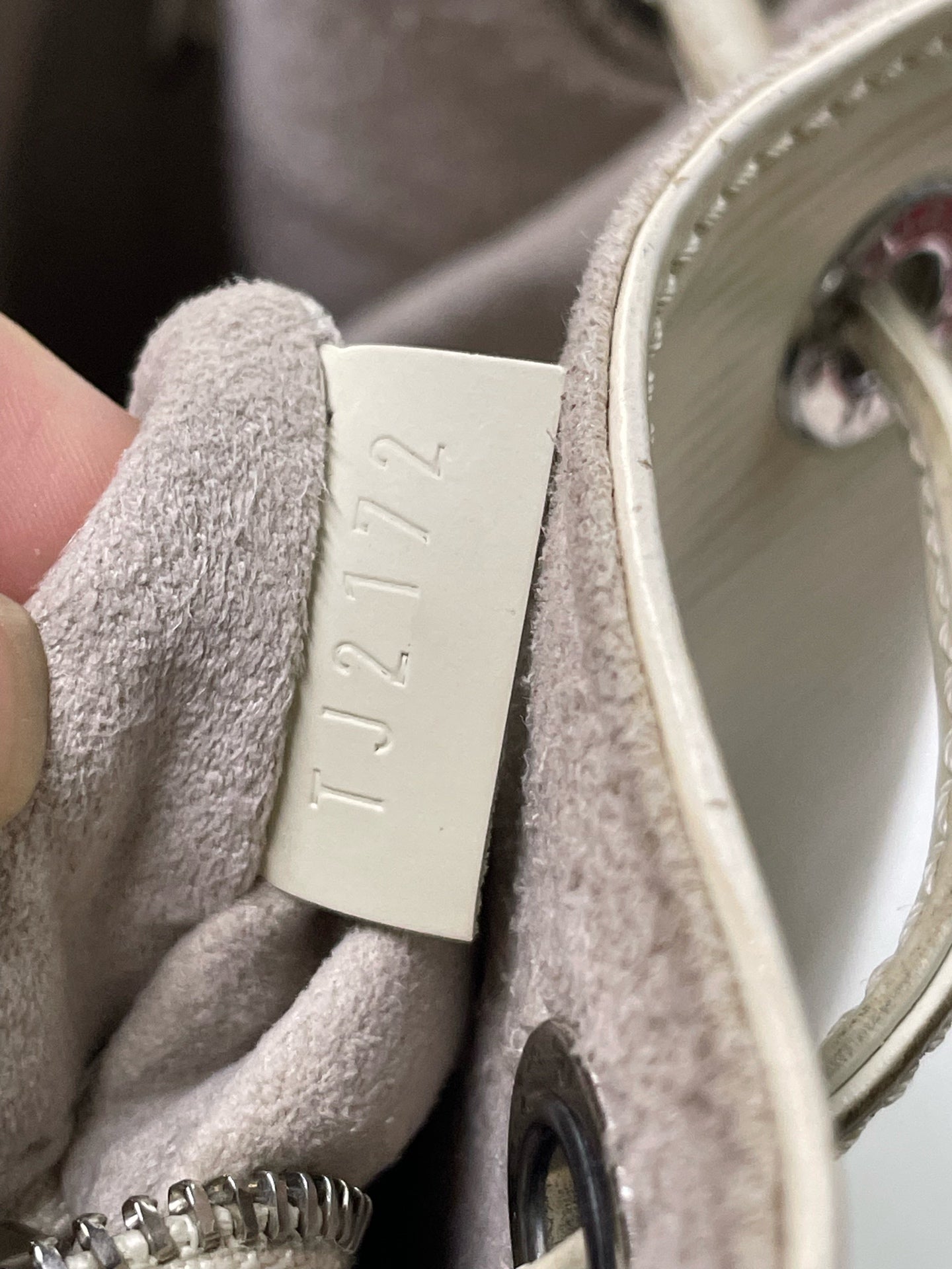 Louis Vuitton - Neonoe - Epi leather - Beige - (Medium)