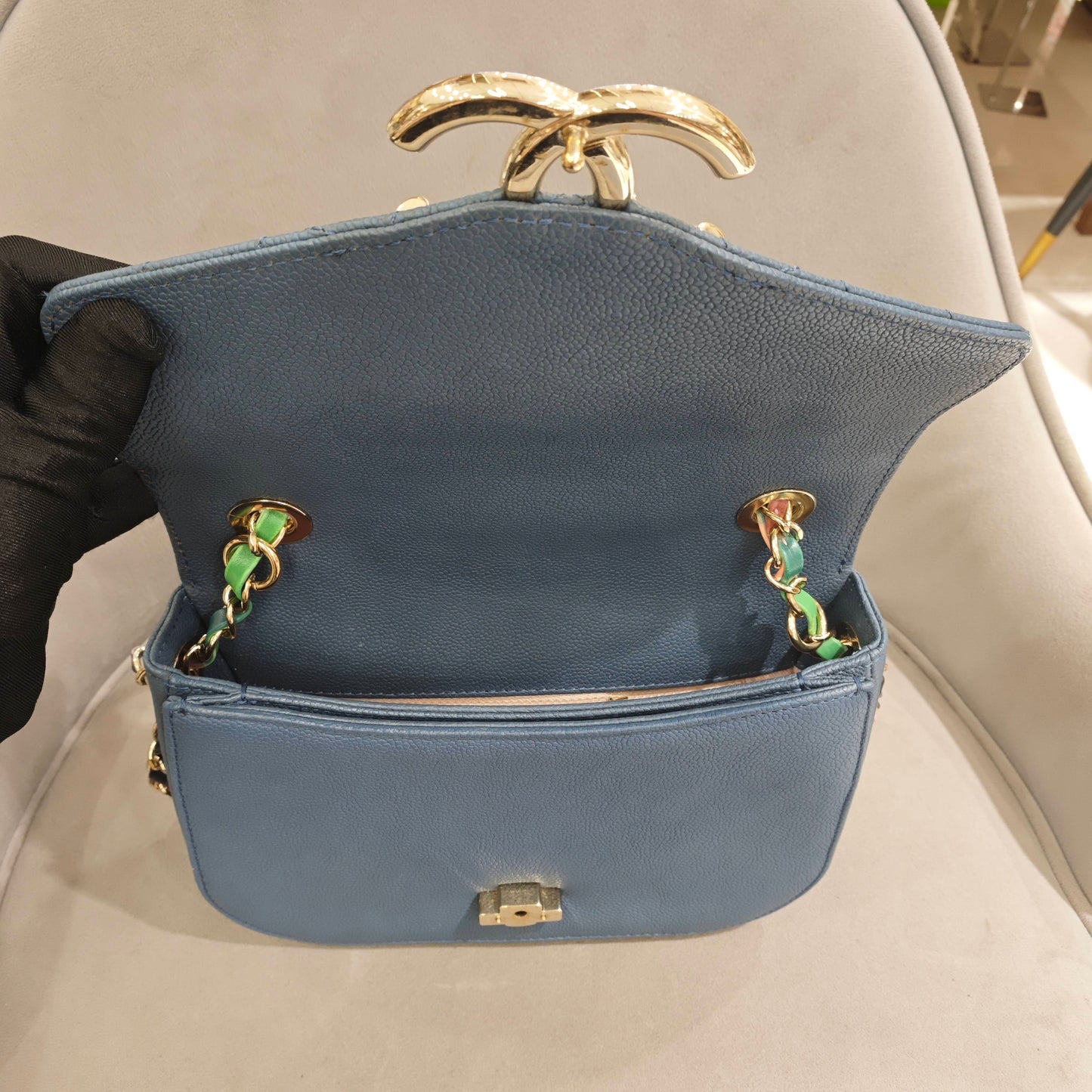 Chanel - Cuba Messenger Bag - Caviar leather - Blue - (Small)