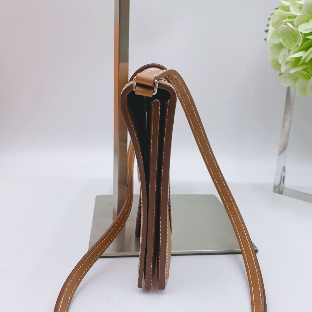 Hermès - Pochette H Passant - Evercolor calfskin leather - Camel - (mini)