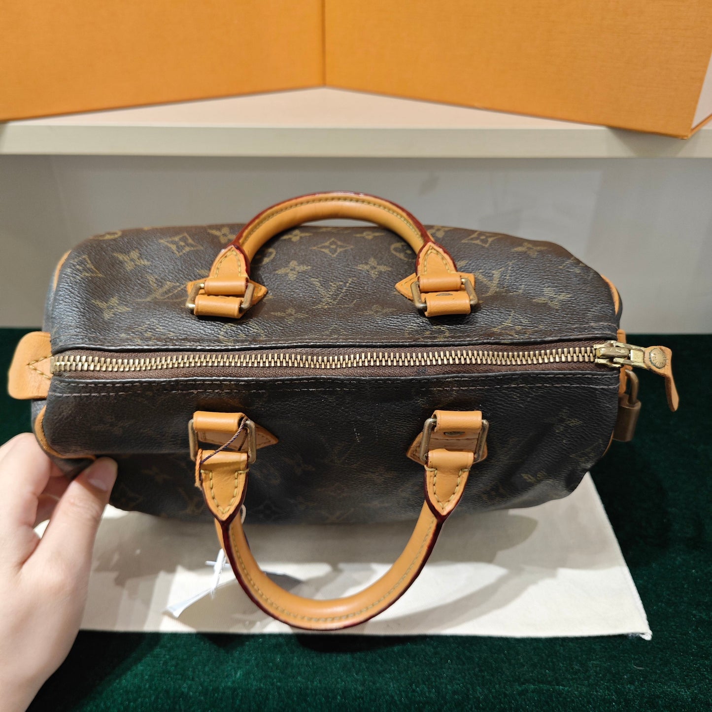 Louis Vuitton - Speedy 25 - Monogram coated canvas with Vachetta leather trim - Brown - (Small)