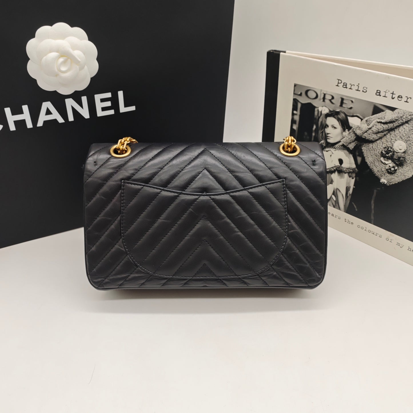 Chanel - 2.55 Reissue Small Flap Bag - Calfskin leather - Black - (Small)