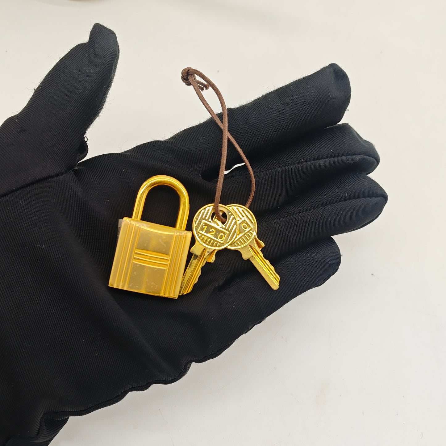 Hermès - Picotin Lock 18 - Togo leather - Creamy White with Gold-Tone Hardware - (mini)