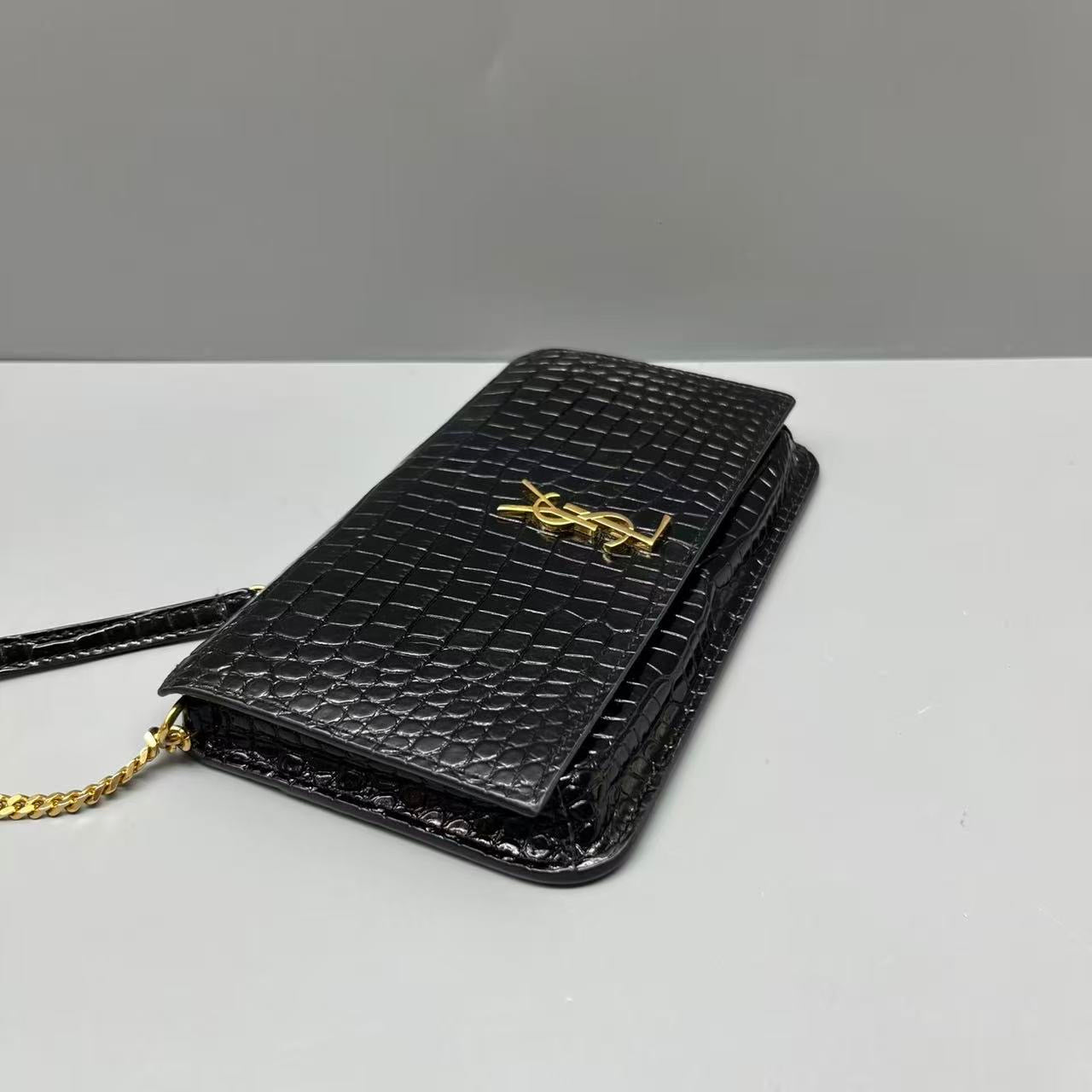 Saint Laurent - Envelope Bag - Crocodile embossed cowhide leather - Black with Gold-Tone Hardware - (mini)