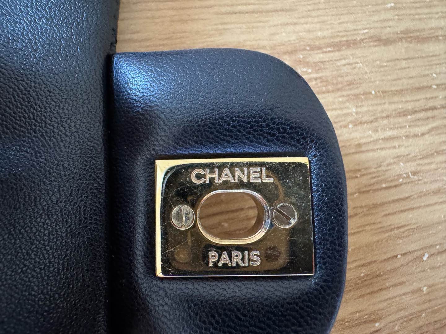 Chanel - Classic Flap Medium - Lambskin leather - Black - (Medium)