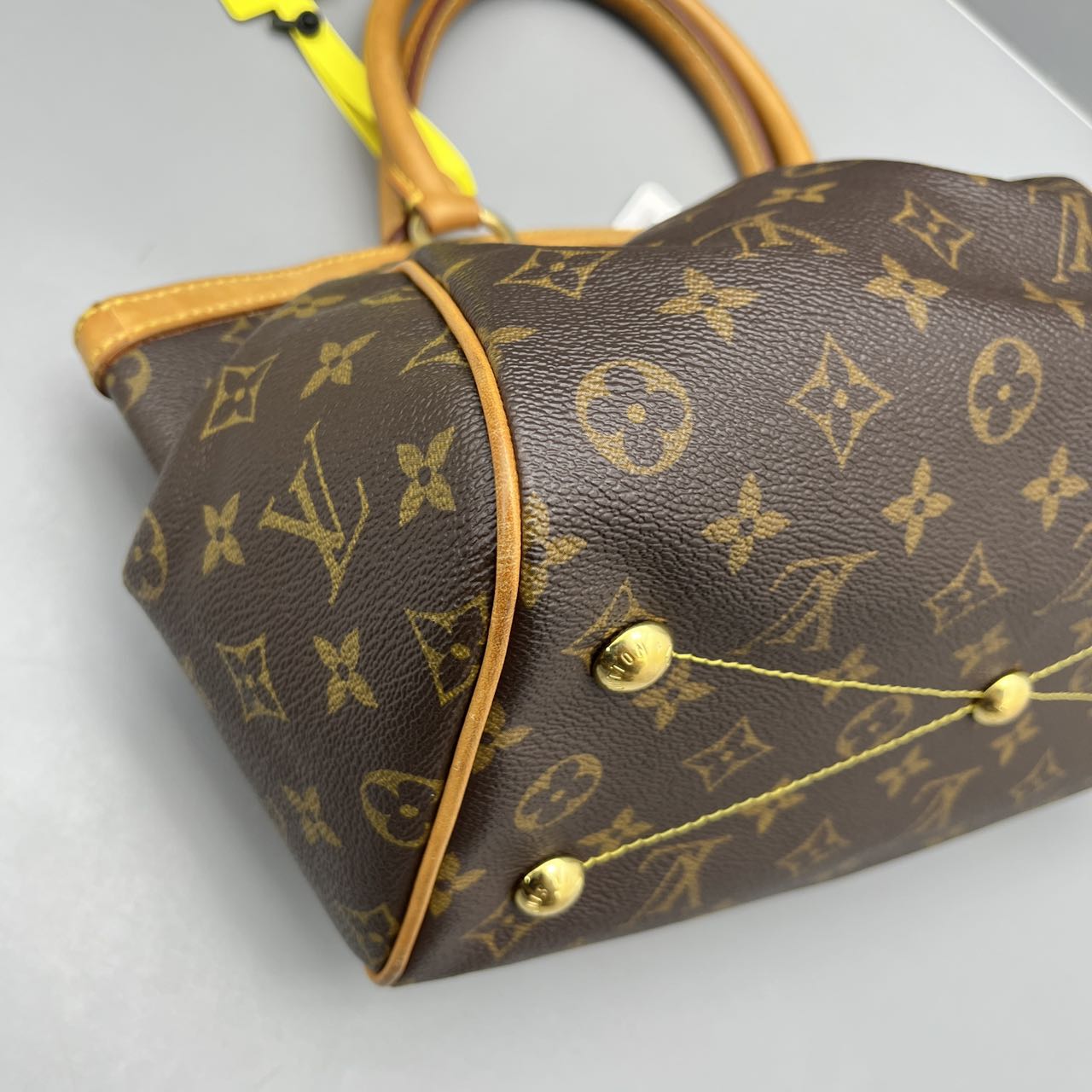 Louis Vuitton - Tivoli GM - Monogram coated canvas, Vachetta leather - Brown - (Medium)