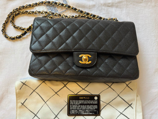 Chanel - Classic Flap Medium - Caviar leather - Black - (medium)