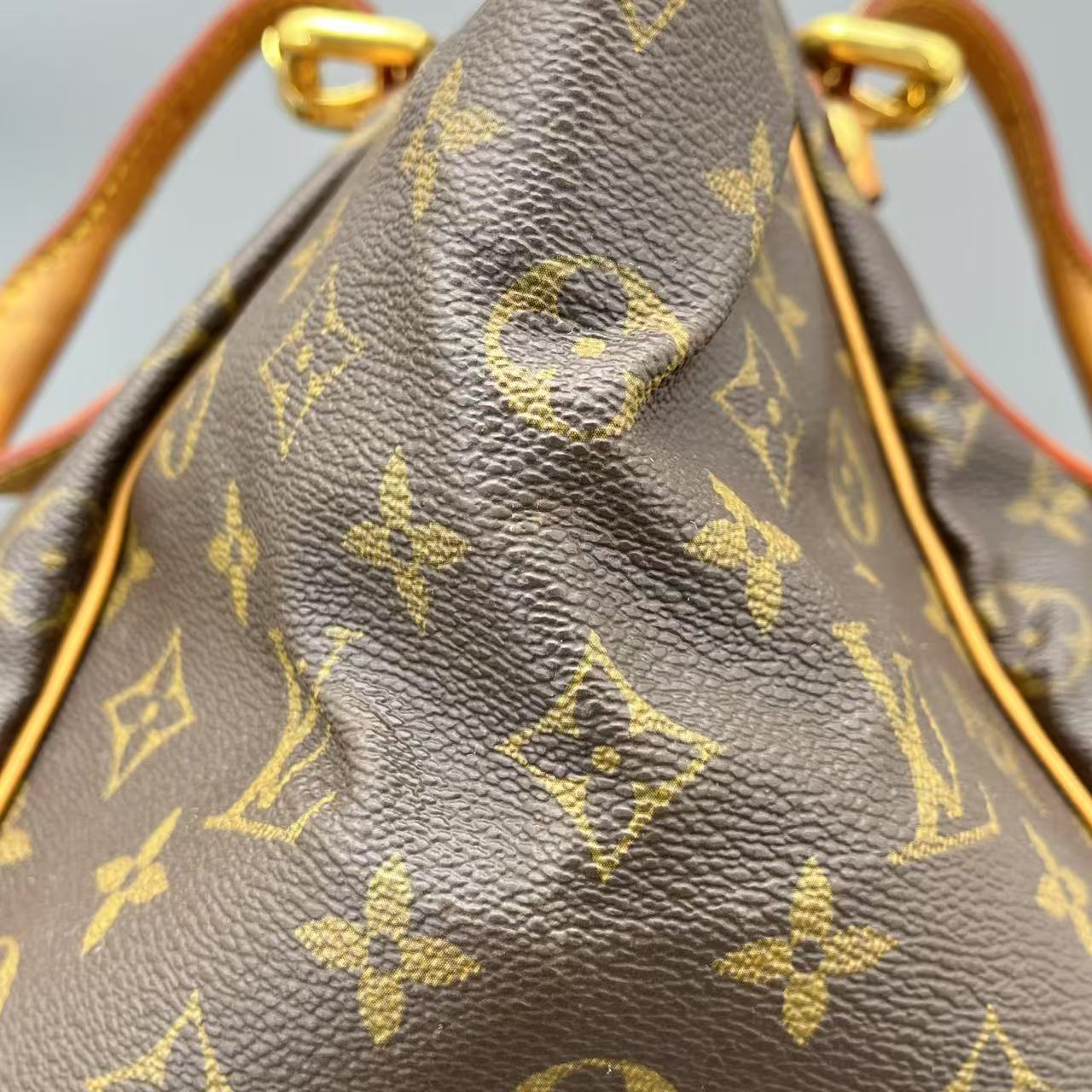 Louis Vuitton - Tivoli GM - Monogram coated canvas, Vachetta leather - Brown - (Medium)