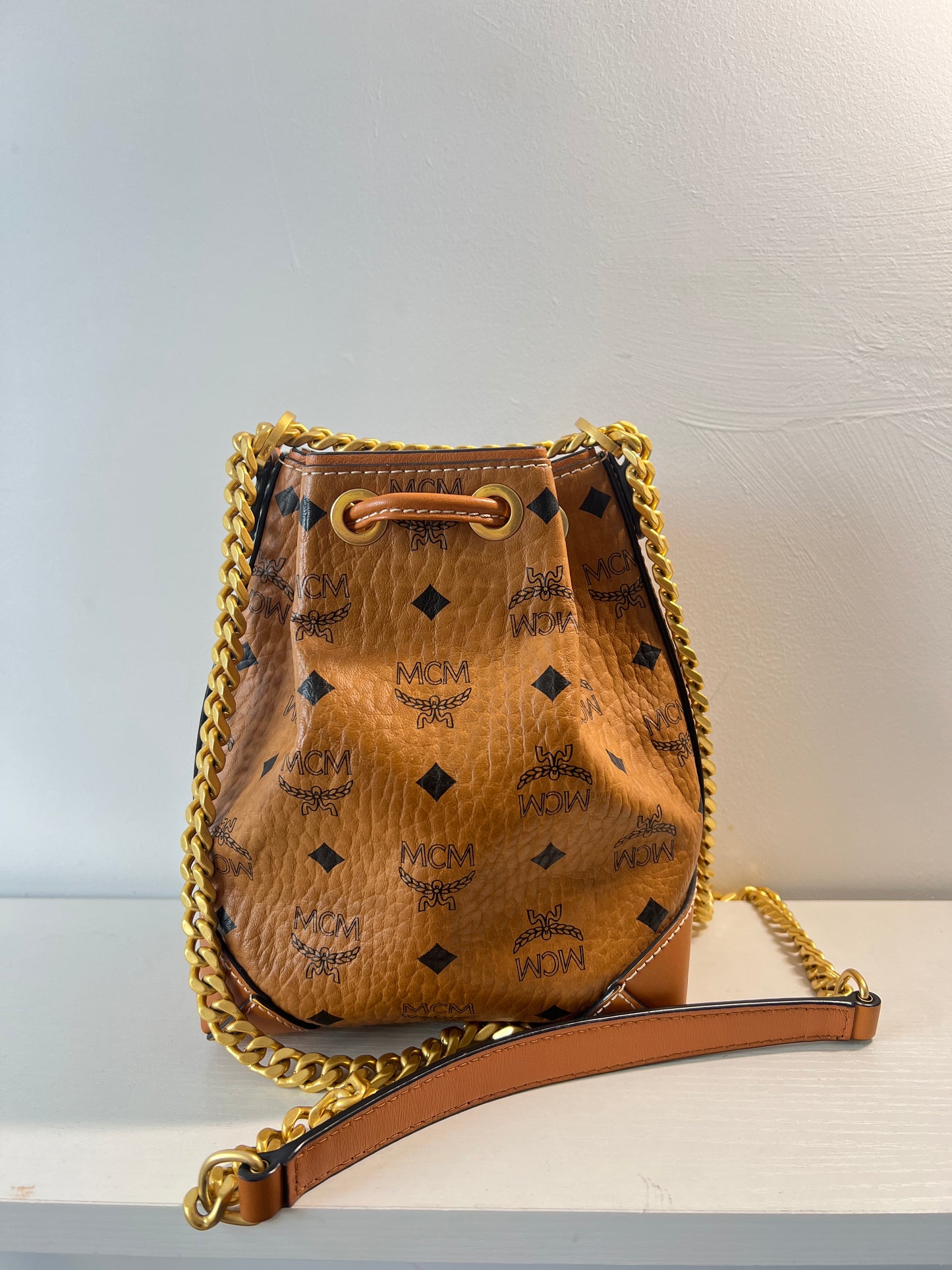 MCM - Visetos Essential Bucket Bag - Coated canvas and leather - Brown - (mini)