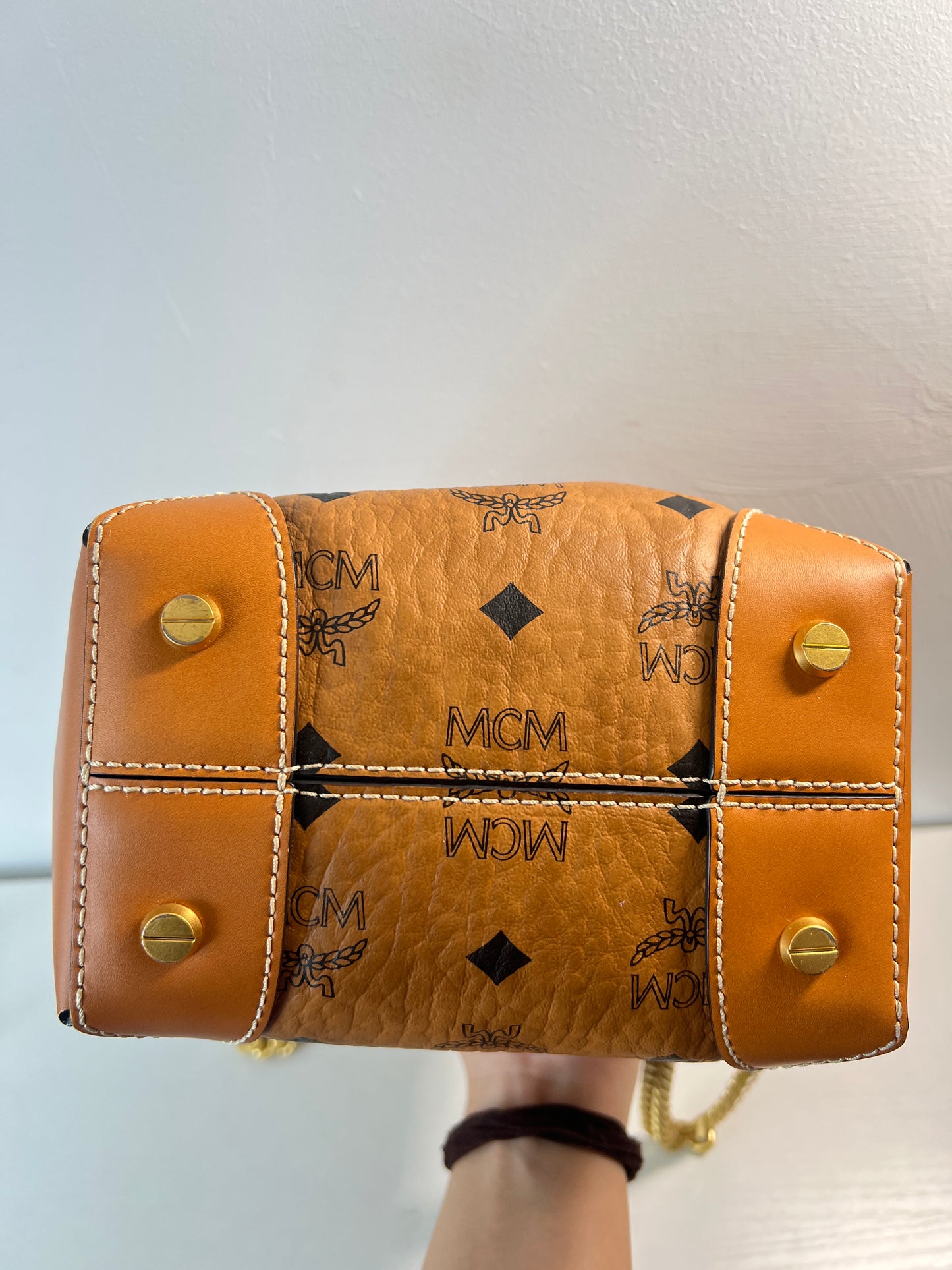 MCM - Visetos Essential Bucket Bag - Coated canvas and leather - Brown - (mini)