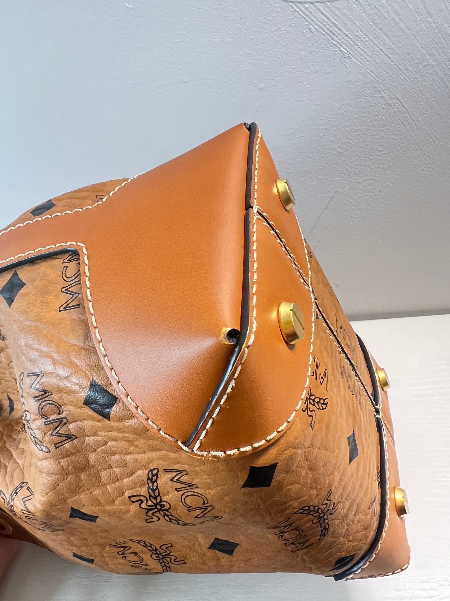 MCM - Visetos Essential Bucket Bag - Coated canvas and leather - Brown - (mini)