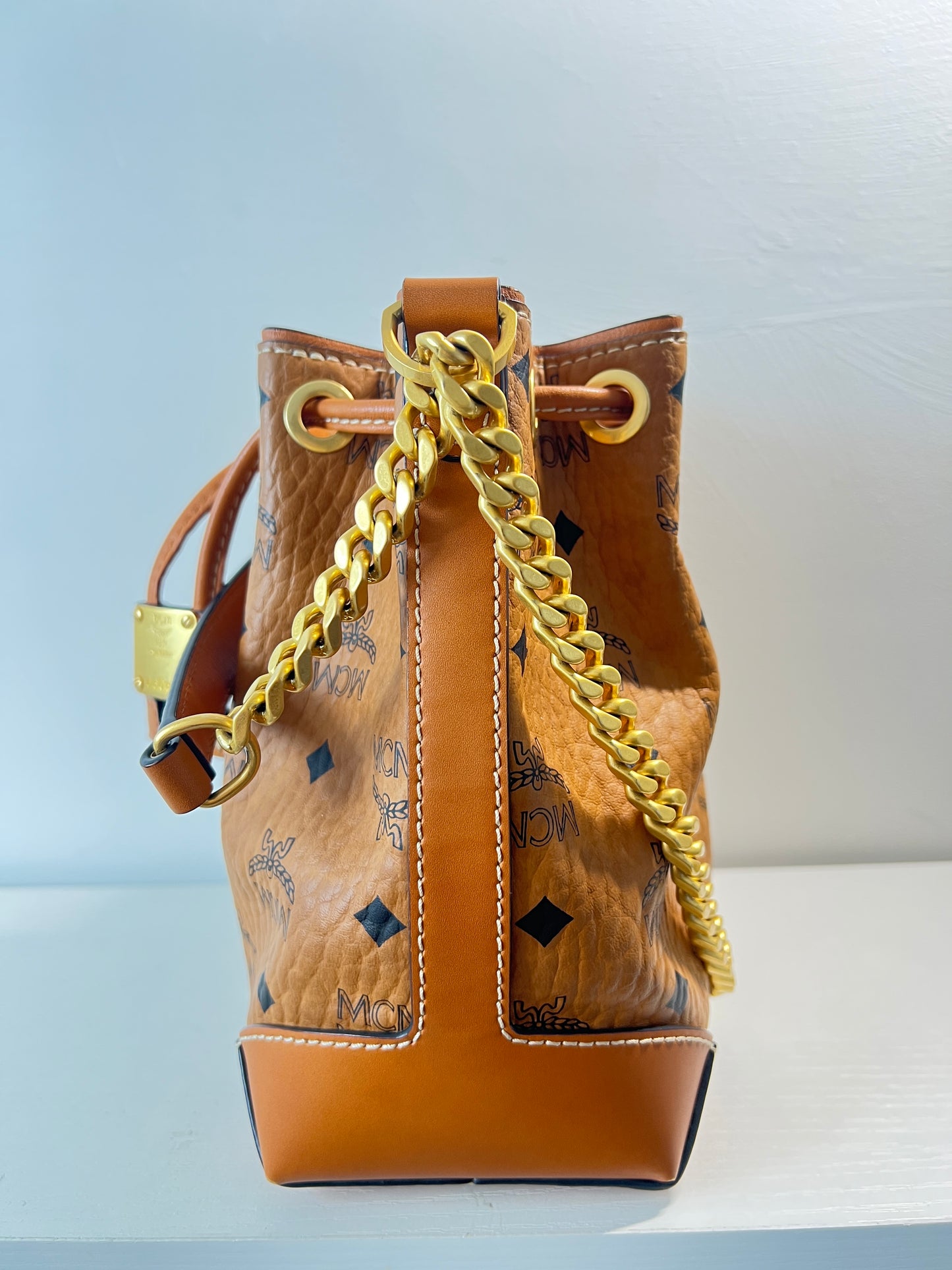 MCM - Visetos Essential Bucket Bag - Coated canvas and leather - Brown - (mini)