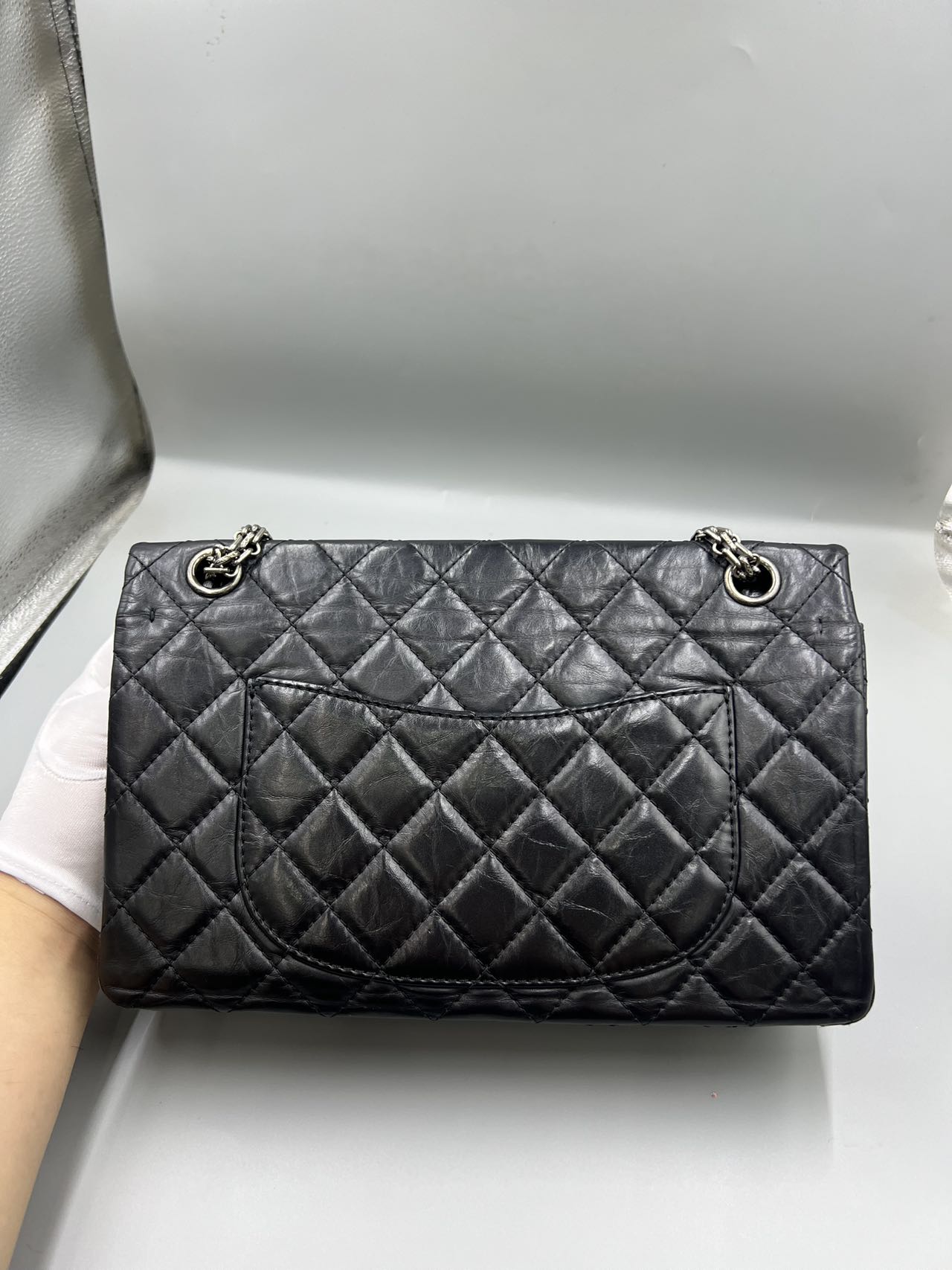 Chanel - 2.55 Reissue Flap Bag - Aged calfskin leather - Black - (Medium)
