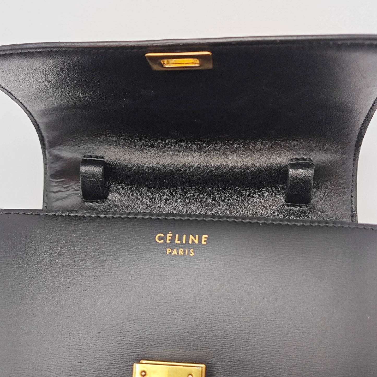 Celine - Classic Box Bag Small (Tofu Bag) - Calfskin leather - Black - (small)
