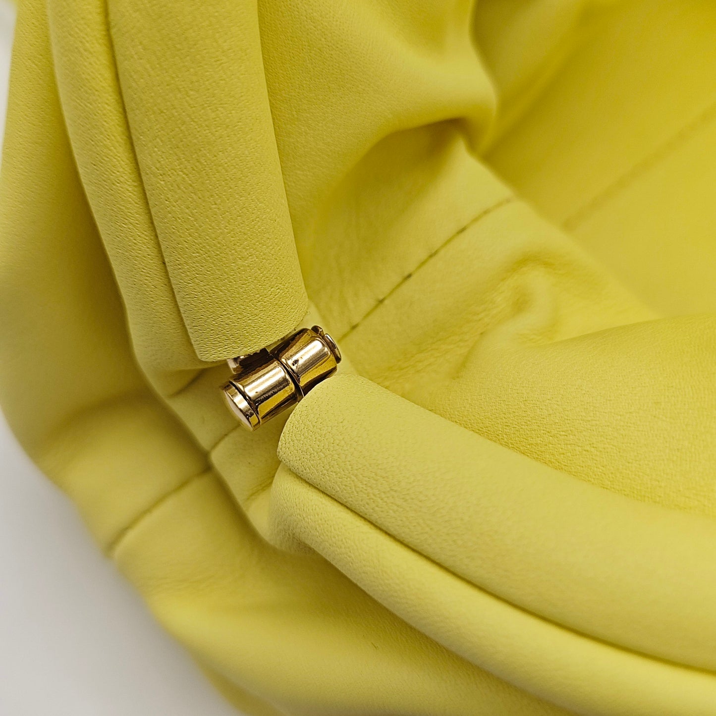 Bottega Veneta - The Mini Pouch - Leather - Yellow - (small)