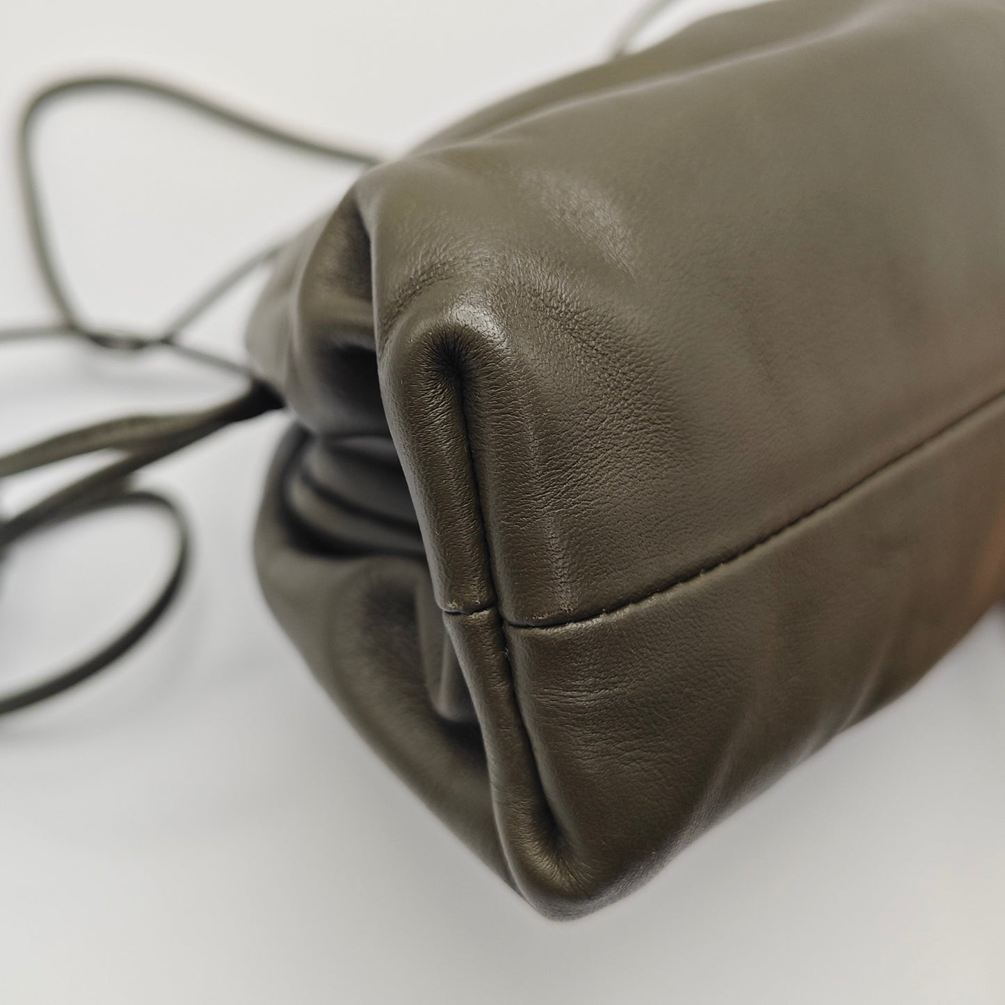 Bottega Veneta - The Pouch - Leather - Dark Olive Brown - (small)