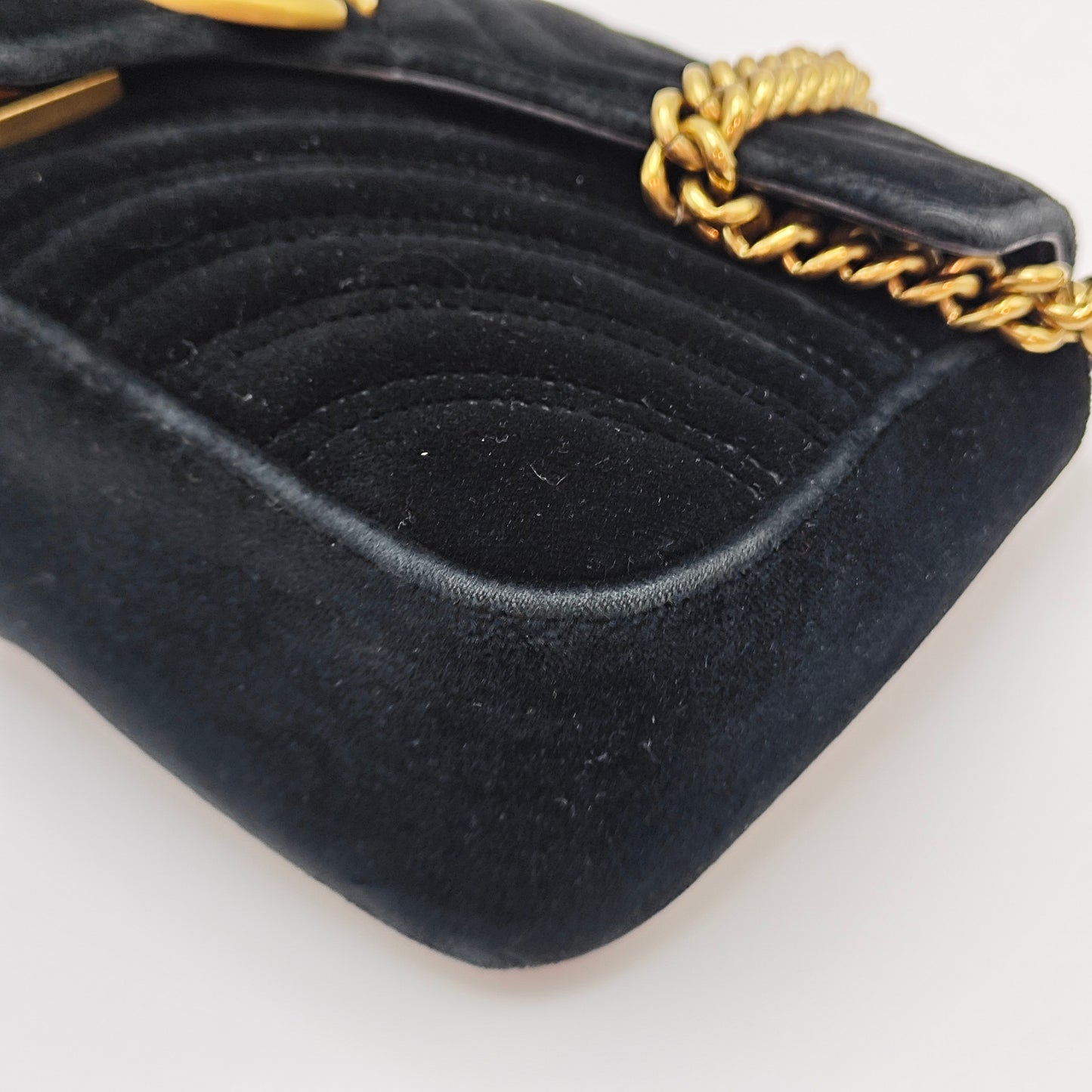 Gucci - GG Marmont Matelassé Shoulder Bag - Velvet - Black - (Small)