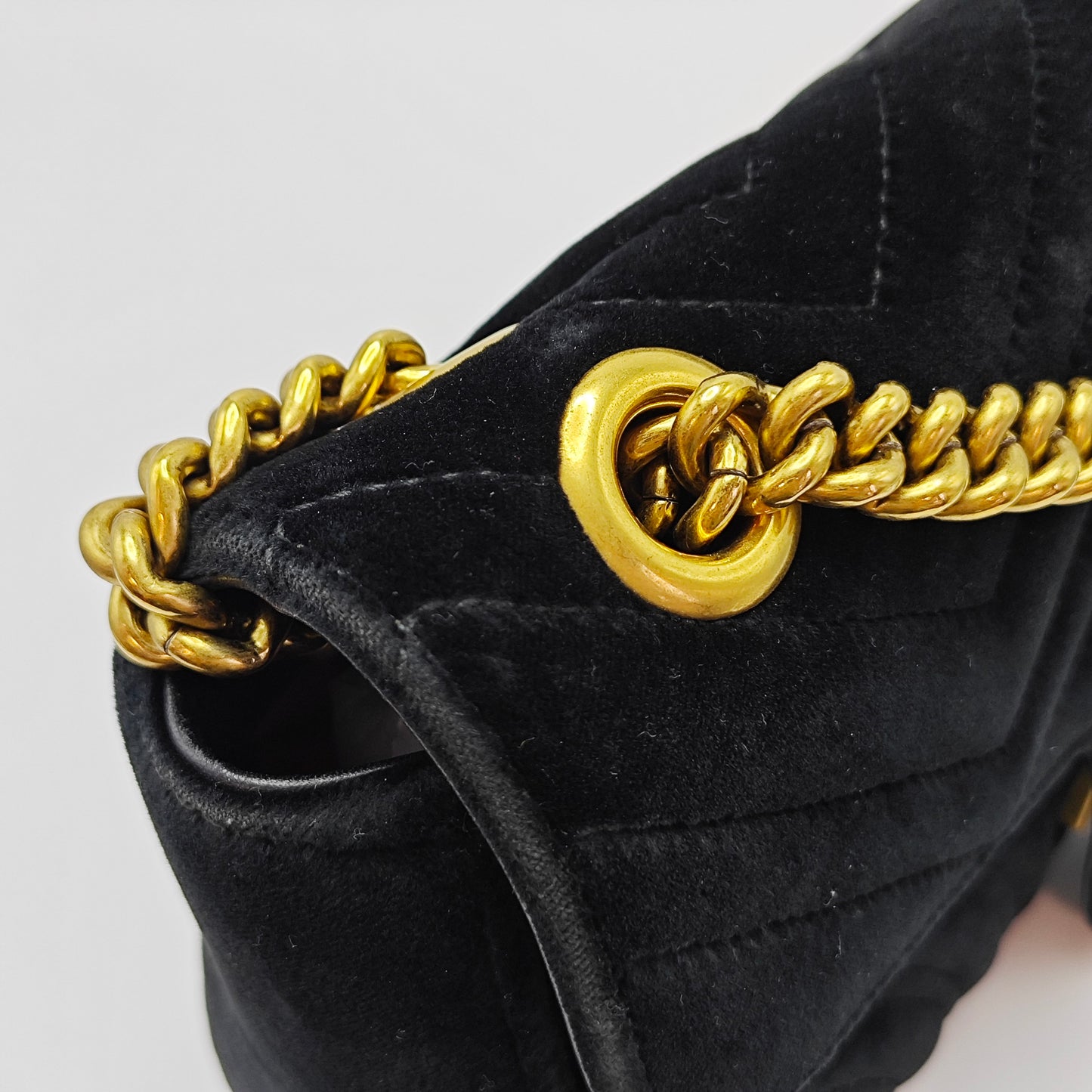 Gucci - GG Marmont Matelassé Shoulder Bag 26 - Velvet - Black - (Medium)