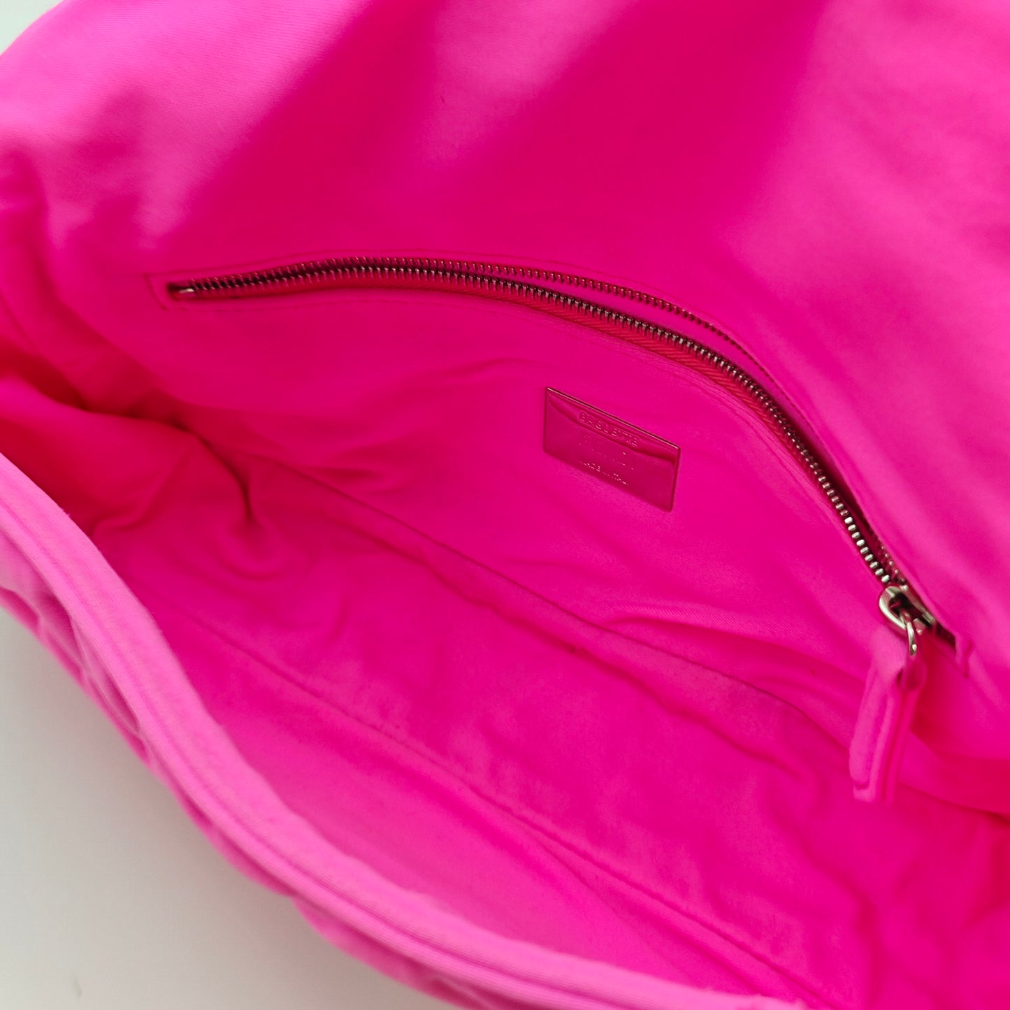 Fendi - Baguette - Padded technical fabric - Pink with Silver-Tone Hardware - (Medium)