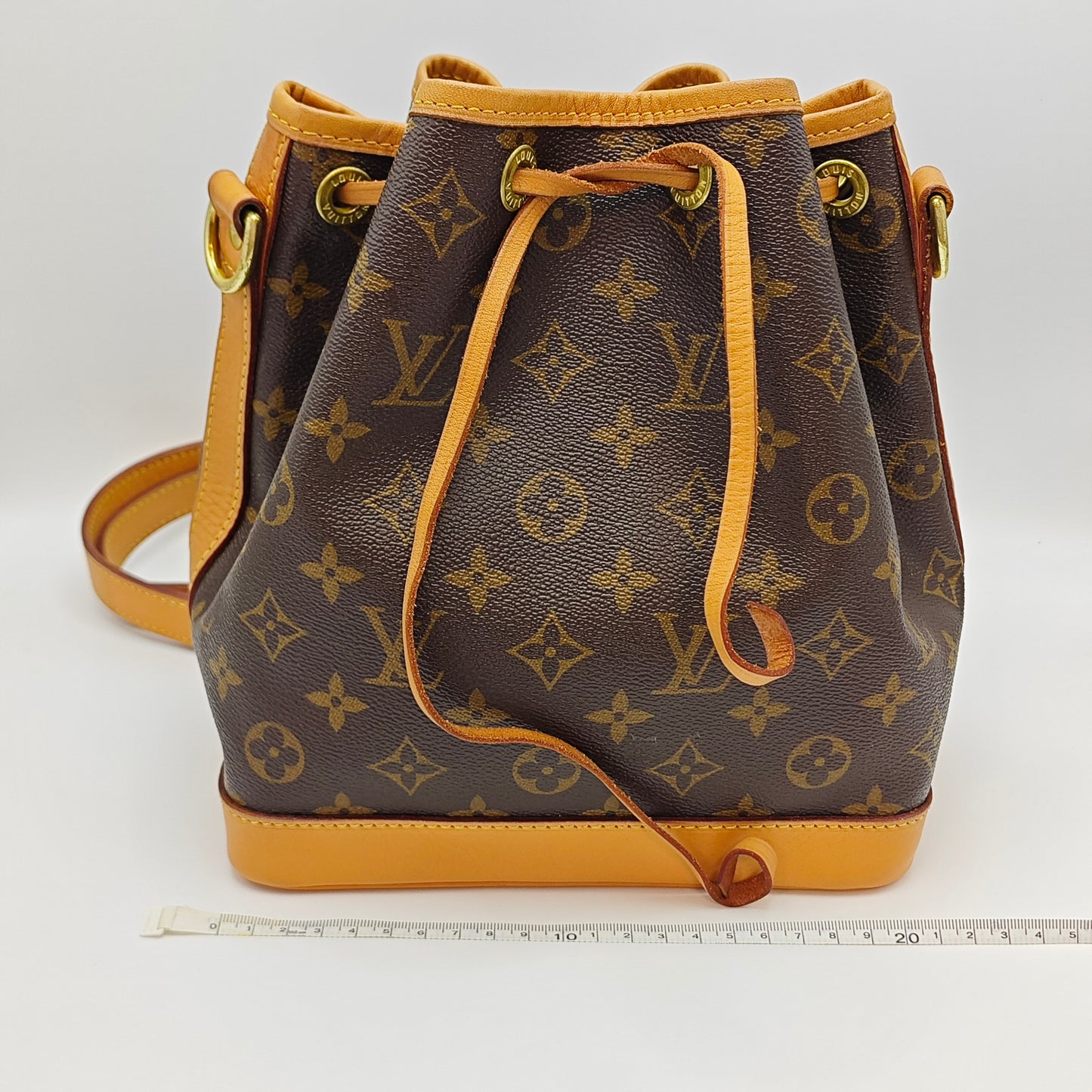 Louis Vuitton - Noé BB - Monogram Canvas with Vachetta Leather trim - Brown - (mini)