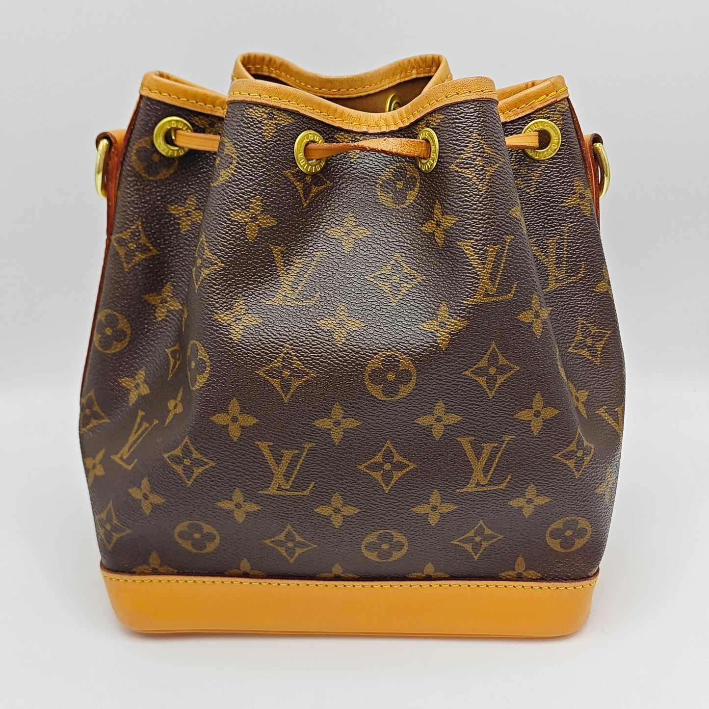 Louis Vuitton - Noé BB - Monogram Canvas with Vachetta Leather trim - Brown - (mini)