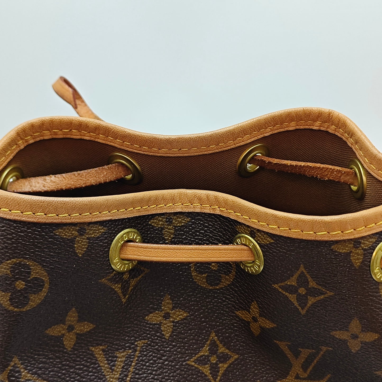 Louis Vuitton - Noé BB - Monogram Canvas with Vachetta Leather trim - Brown - (mini)