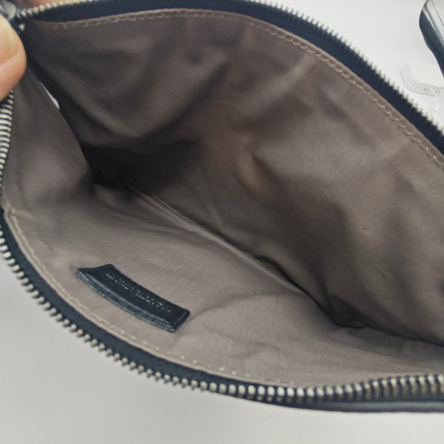 Bottega Veneta - Intrecciato Pouch - Leather - Black - (small)