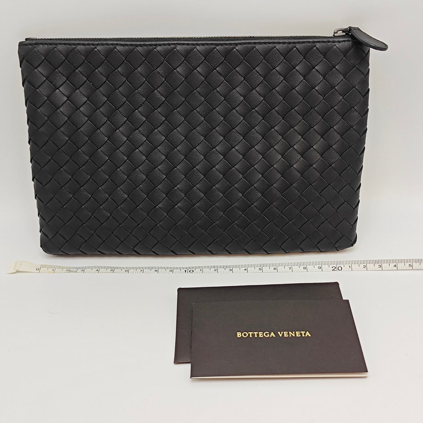 Bottega Veneta - Intrecciato Pouch - Leather - Black - (small)