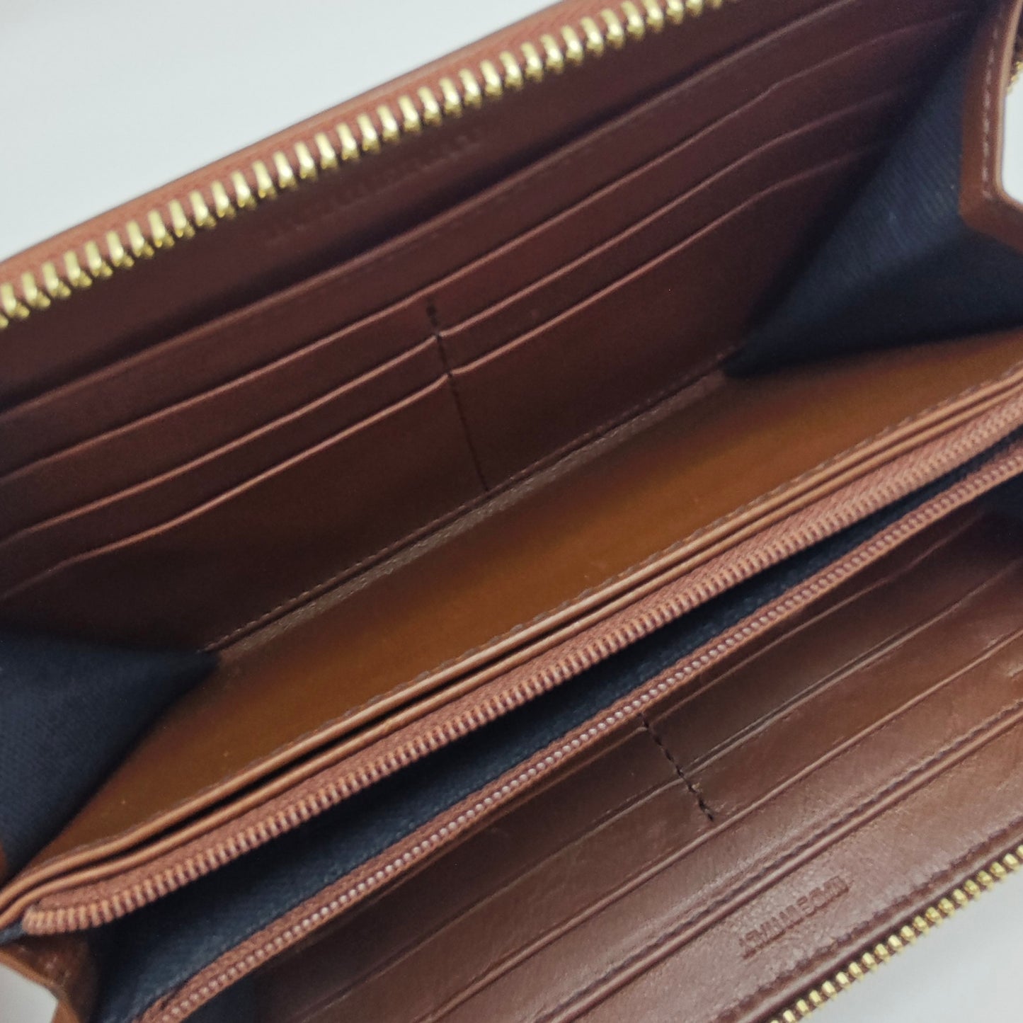 Burberry - Long Zip Wallet - Canvas and Leather - Beige, Brown, Multicolour - (Medium)