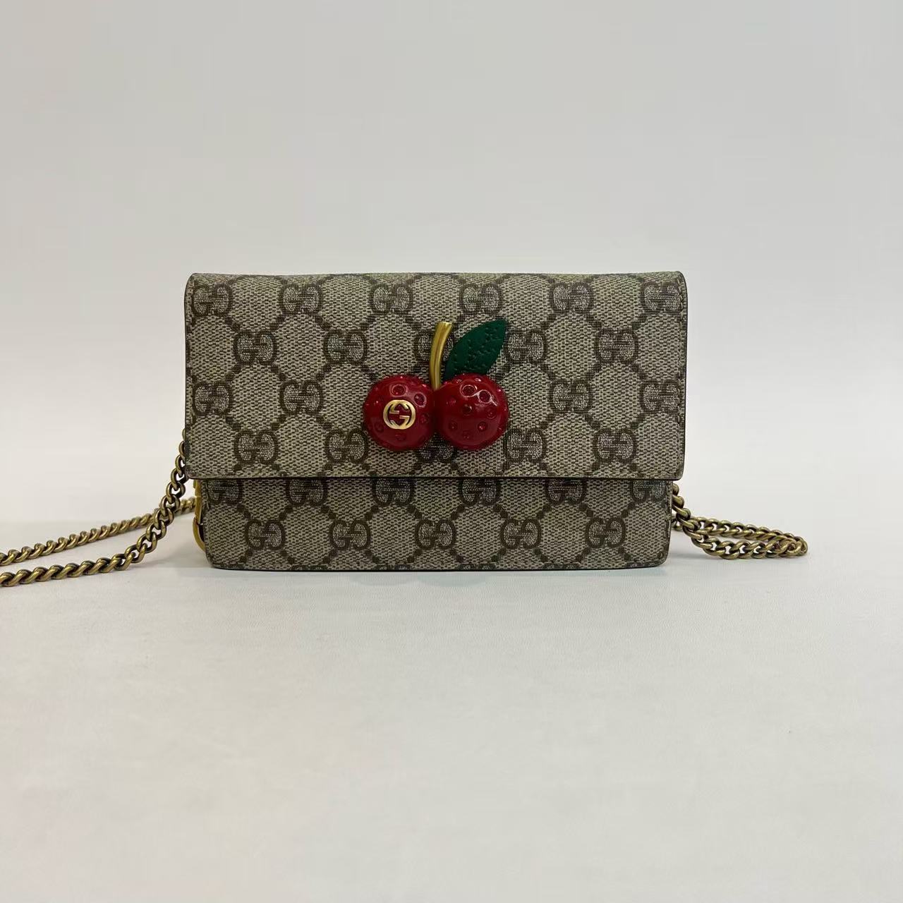 Gucci - Cherry GG Supreme Wallet on Chain - GG Supreme coated canvas with leather trim - Beige and Ebony - (mini)