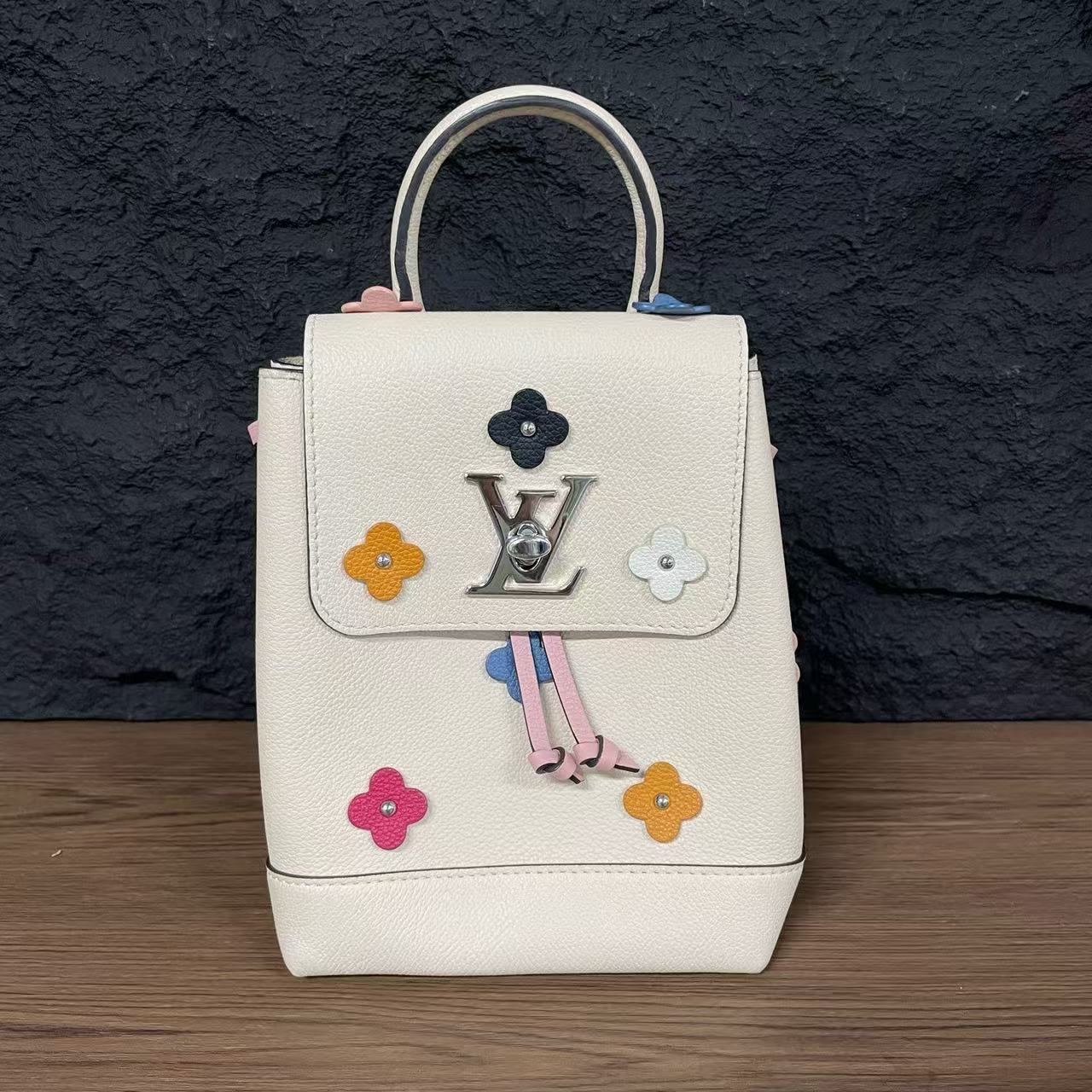 Louis Vuitton - Lockme Vertical Backpack - Grained calfskin leather - Beige with Multicolour accents - (Small)