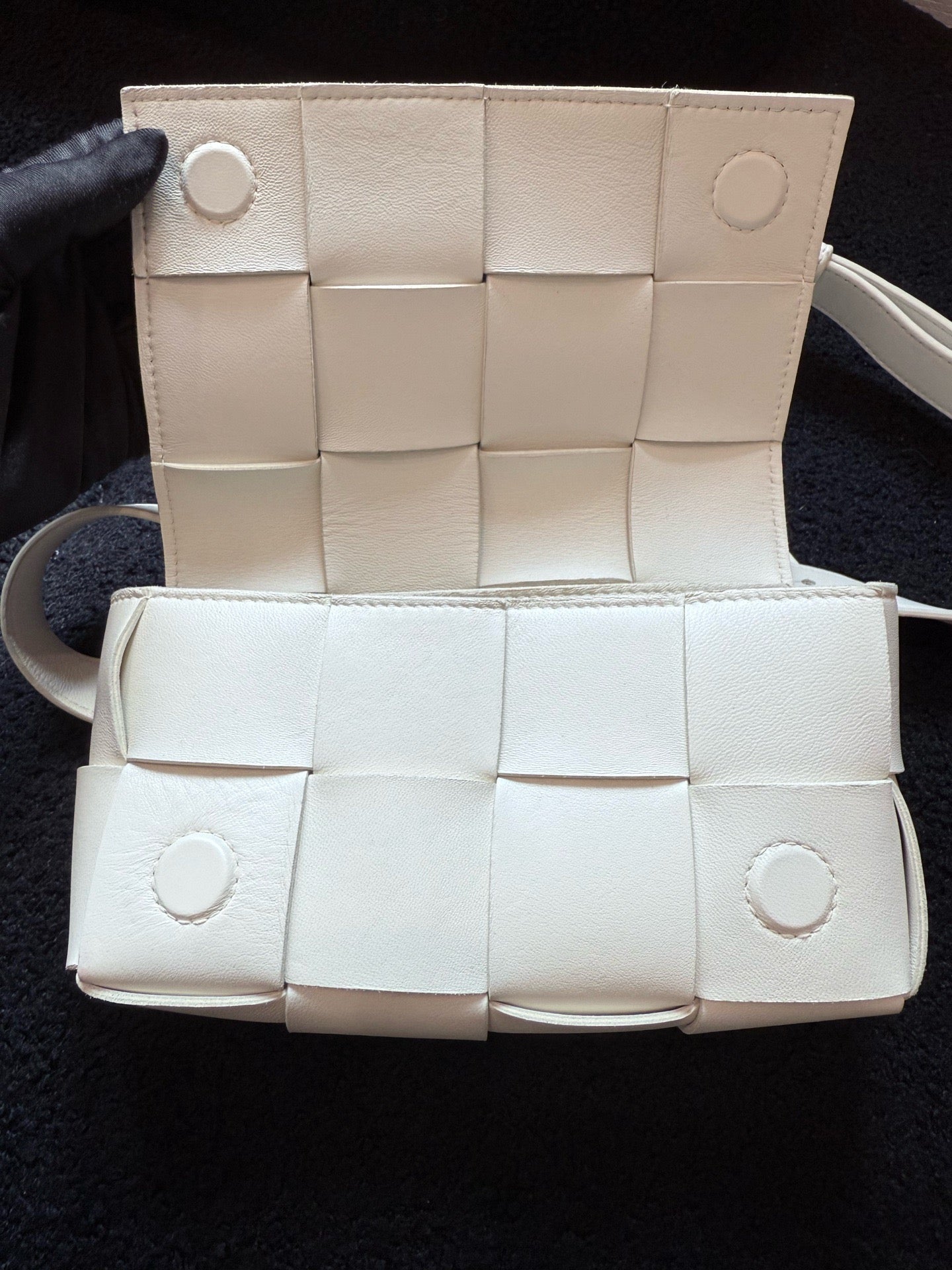 Bottega Veneta - Cassette Belt Bag - Leather - Beige - (mini)