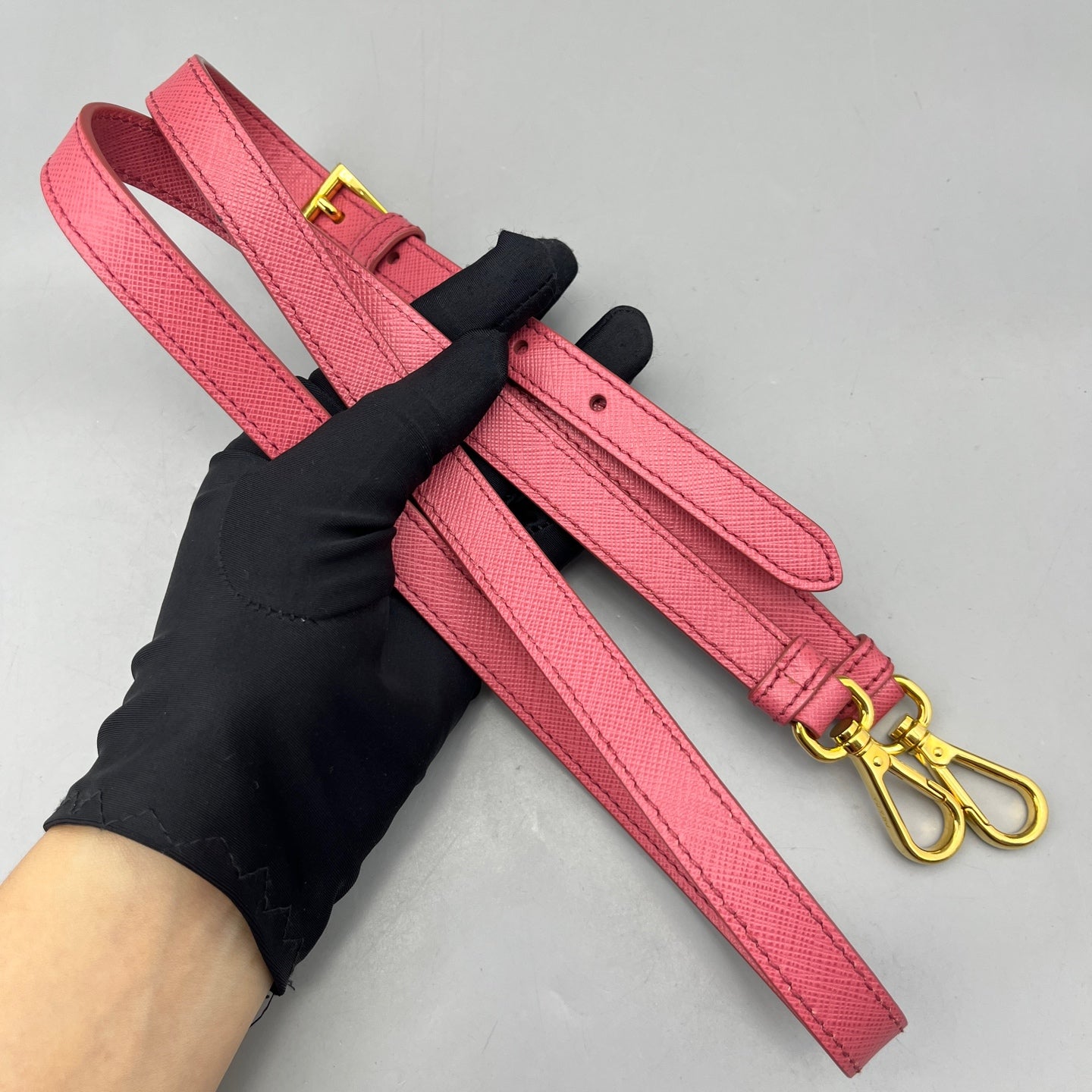 Prada - Saffiano Lux Tote - Saffiano leather - Rose Pink - (Medium)