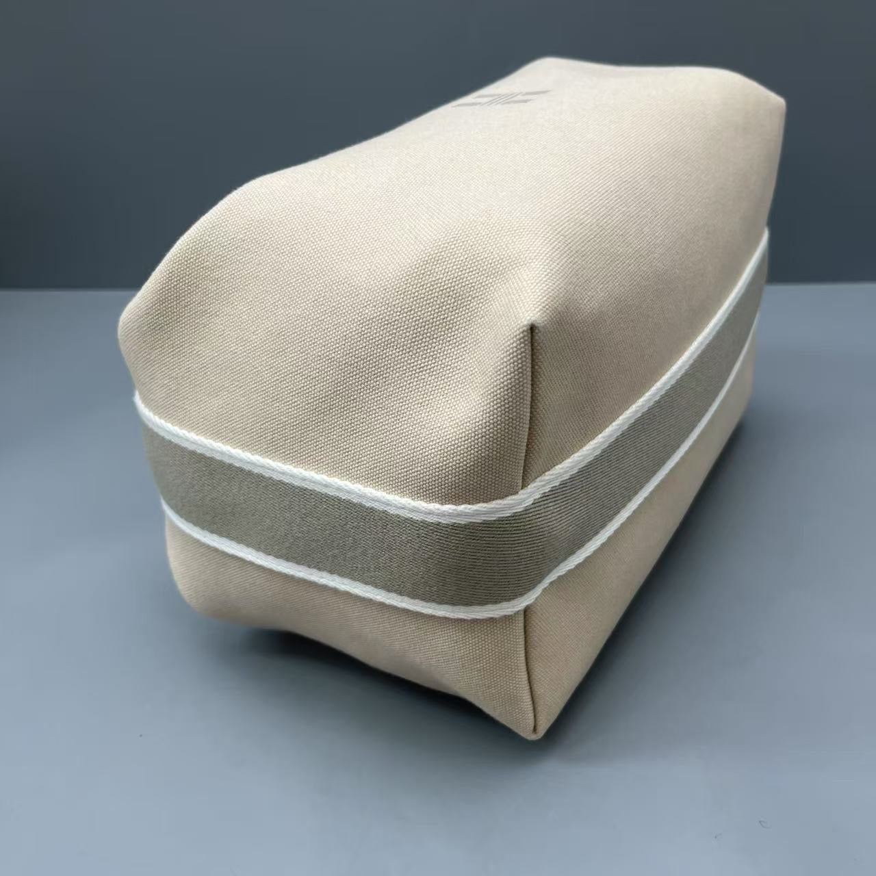 Hermès - Color-block Canvas Lunchbox Pouch - Canvas with Leather trim - Beige - (mini)