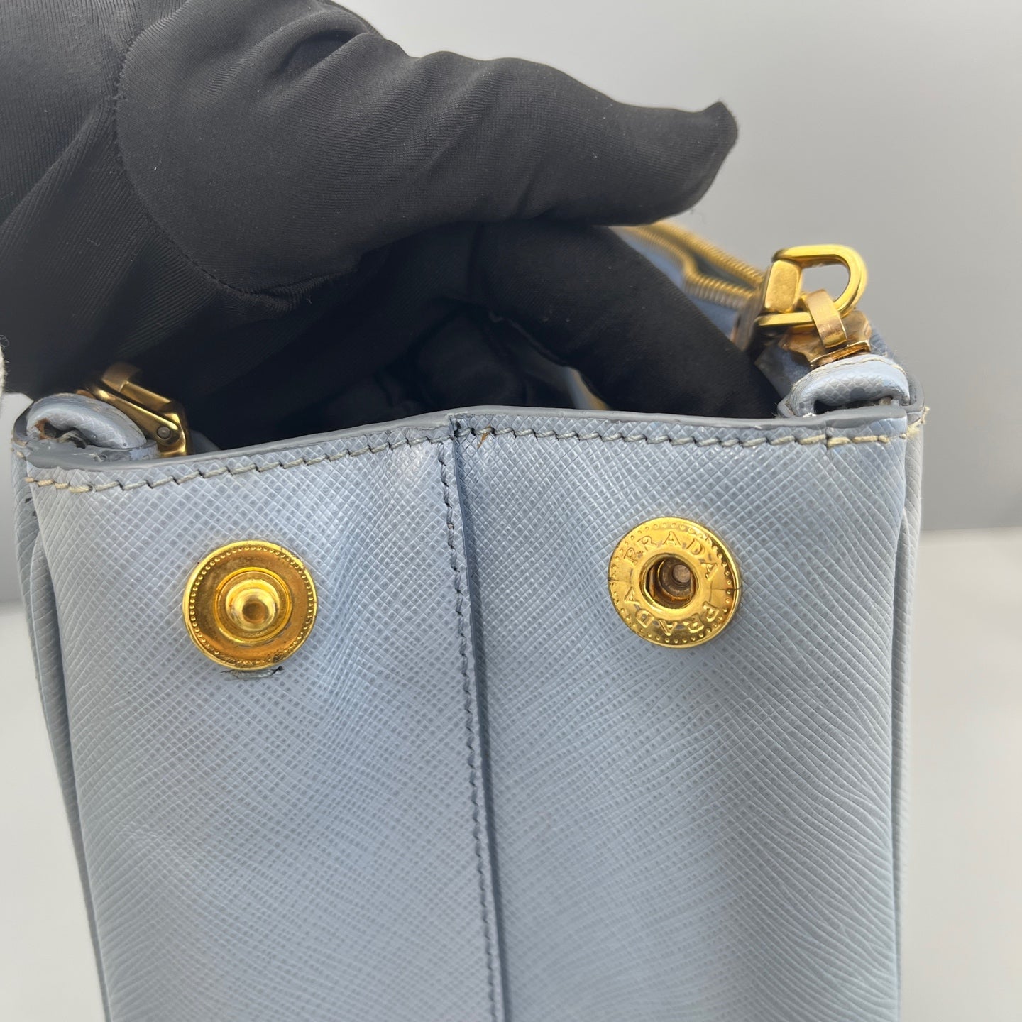 Prada - Saffiano Lux Tote - Saffiano leather - Light Blue - (medium)