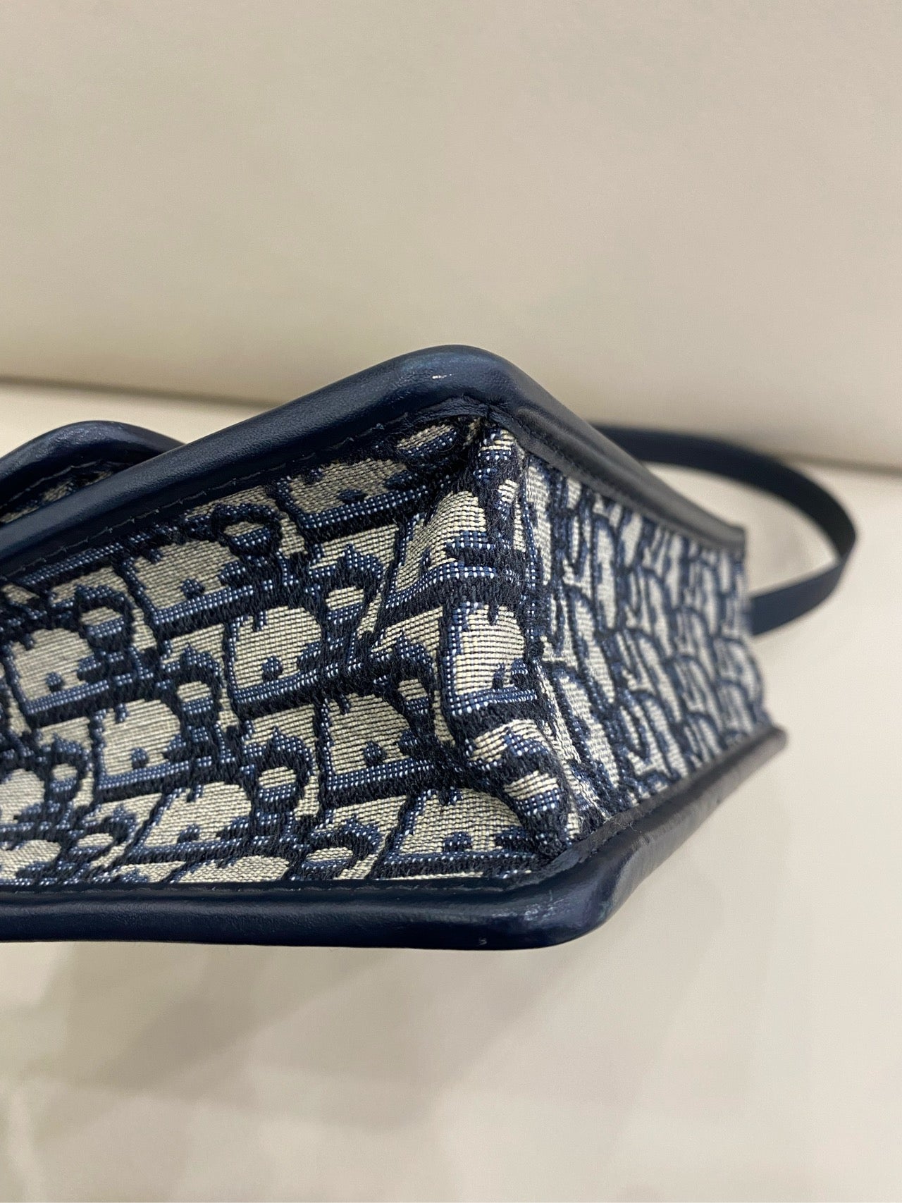 Dior - 30 Montaigne - Dior Oblique jacquard canvas with leather trim - Navy - (medium)