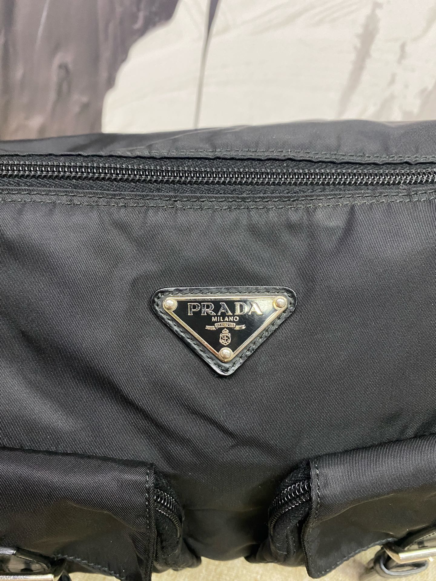 Prada - Nylon Messenger Bag - Nylon with leather trim - Black - (medium)