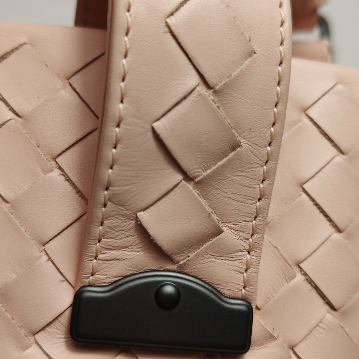 Bottega Veneta - 337303VQ1302905 Top Handle Tote - Lambskin leather - Pink - (medium)