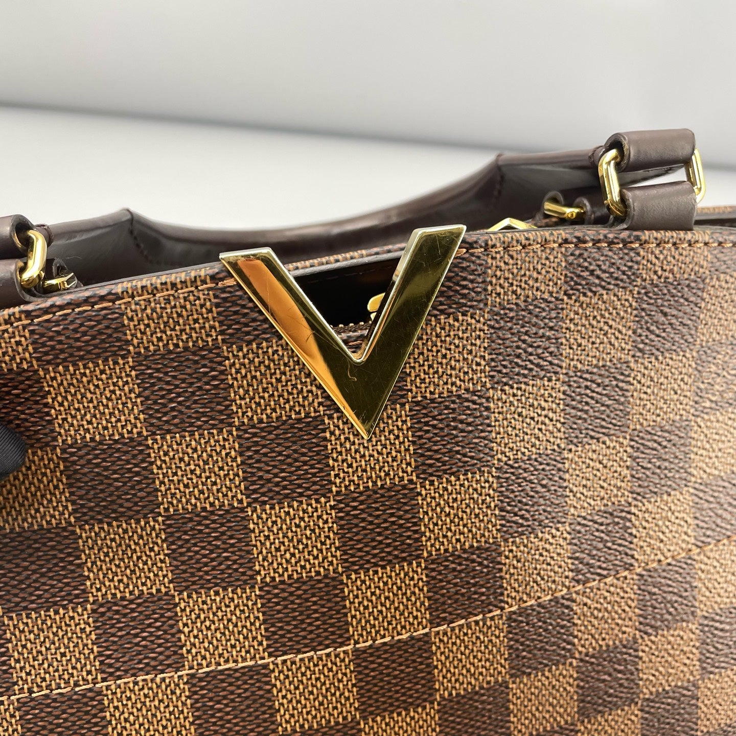 Louis Vuitton - Kensington Bowling - Coated canvas with leather trim - Brown - (medium)