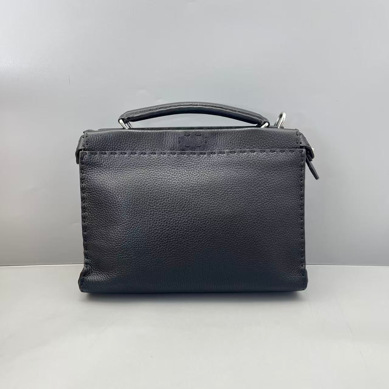 Fendi - Peekaboo Fit Briefcase - Pebbled leather - Black - (medium)