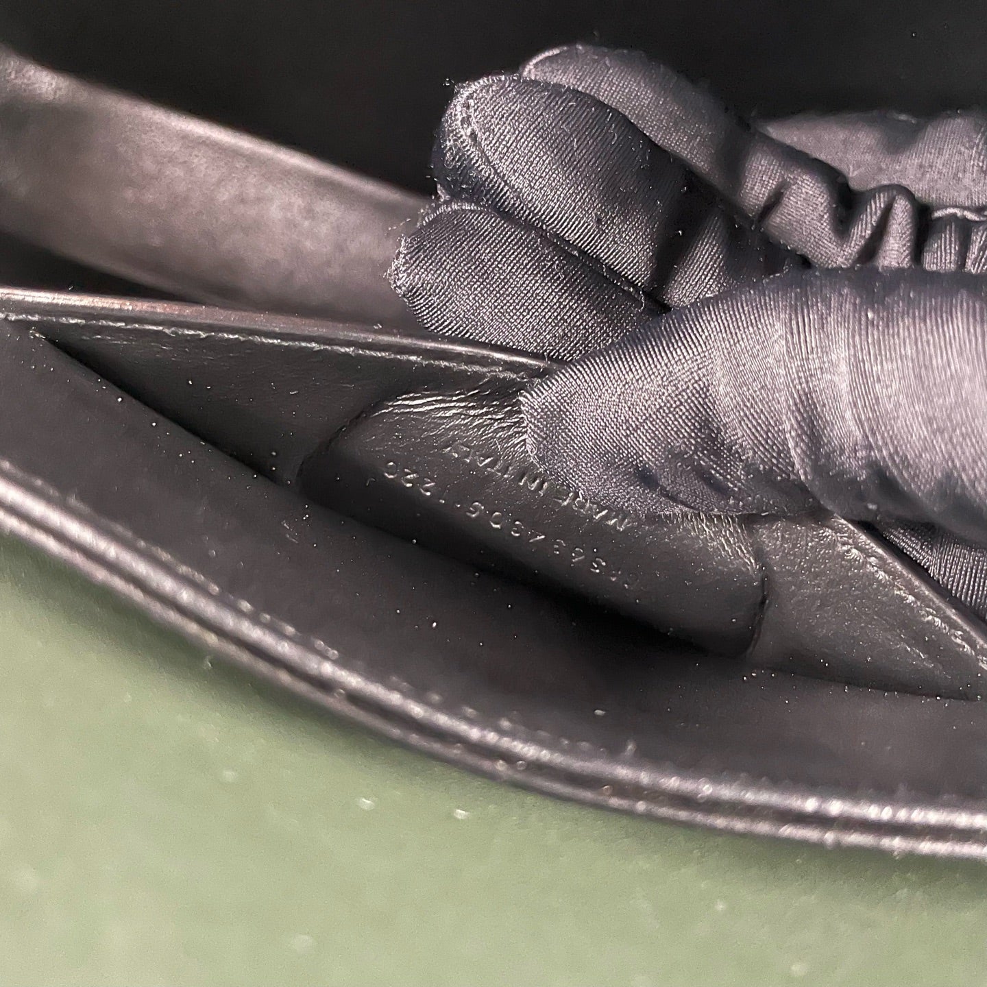 Saint Laurent - Solferino Shoulder Bag - Smooth Leather - Green - (medium)
