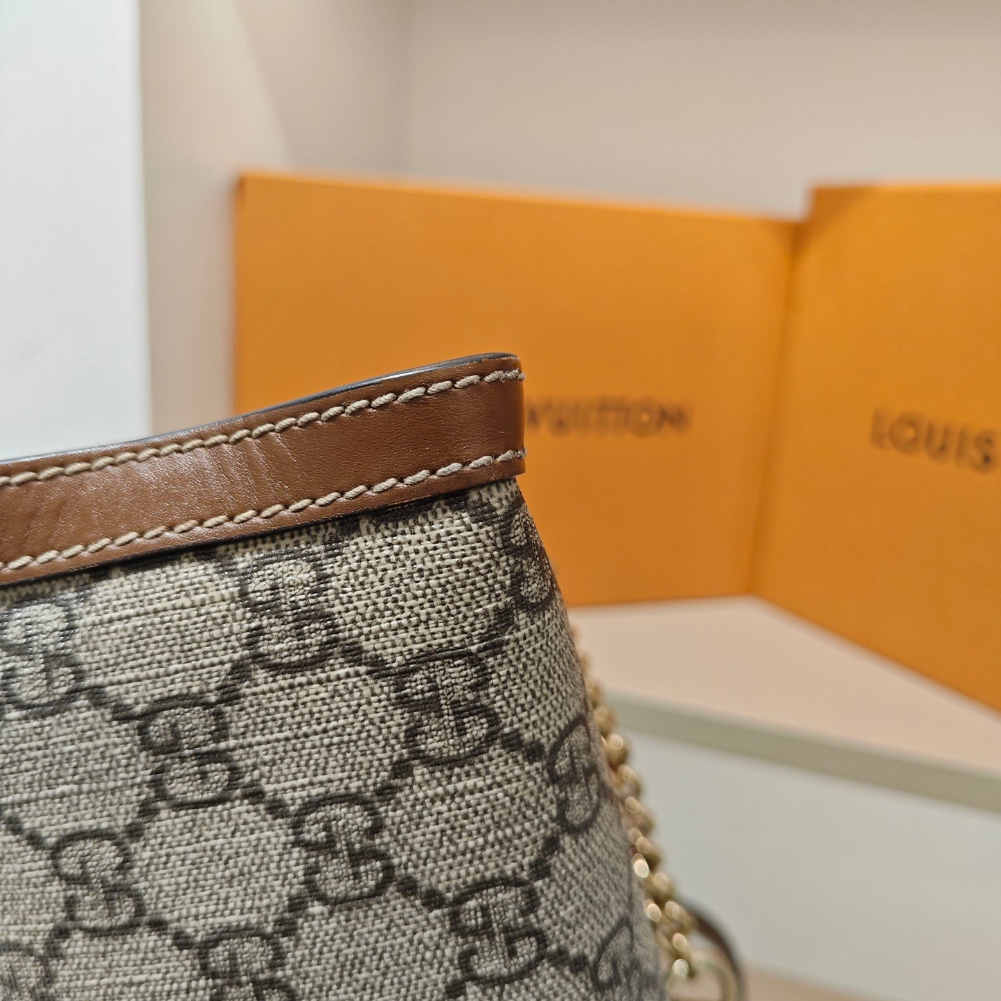 Gucci - Padlock Small Shoulder Bag - GG Supreme canvas with leather trim - Brown - (small)
