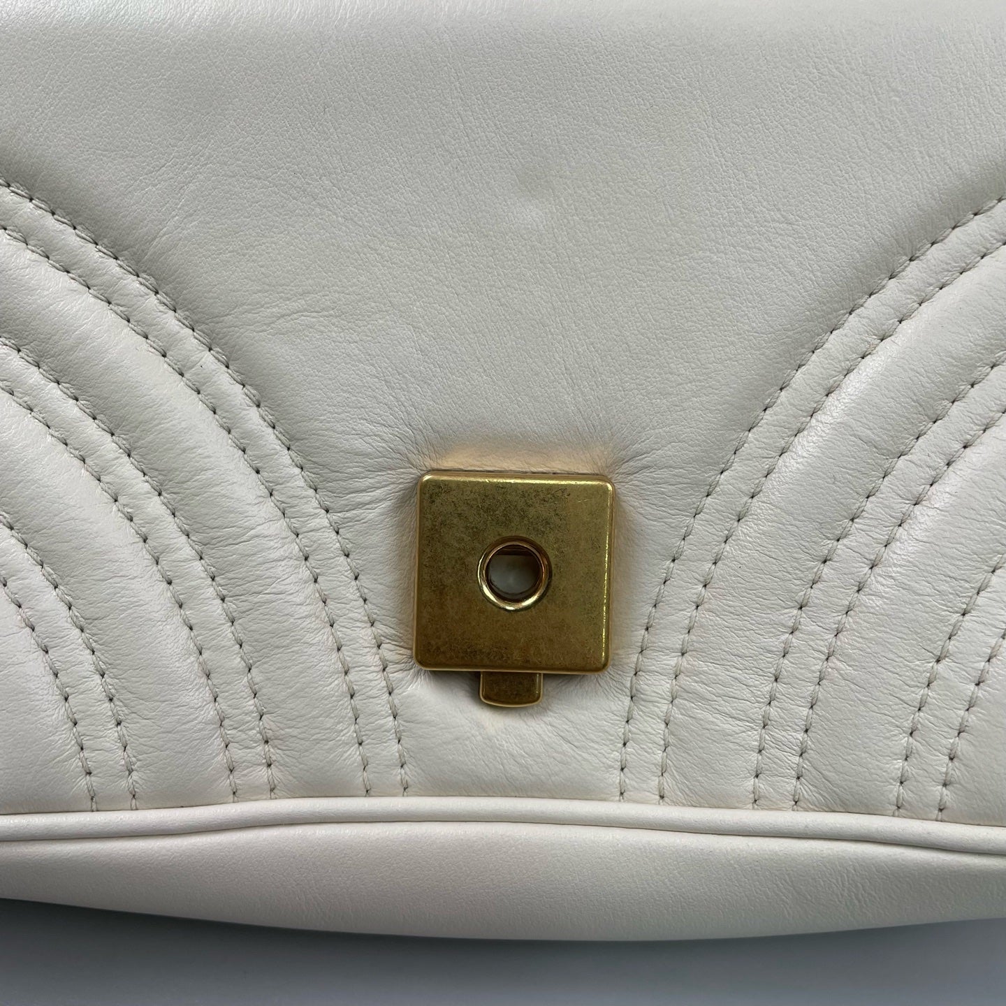 Gucci - GG Marmont Small Shoulder Bag - Leather - White - (Small)