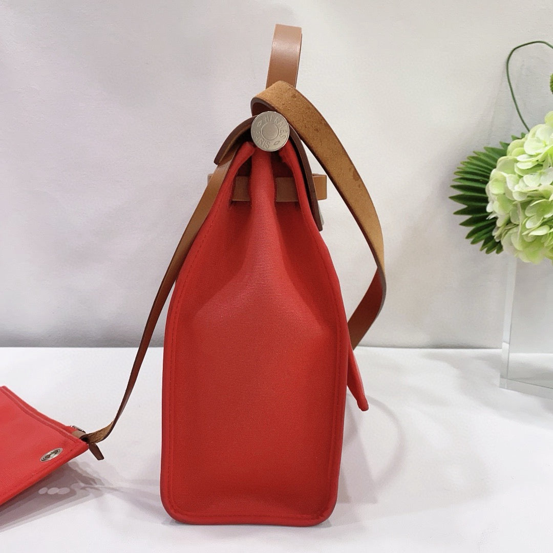 Hermès - Herbag Zip 31 - Toile H canvas with Vache Hunter leather - Red with Natural Barenia Leather - (Medium)