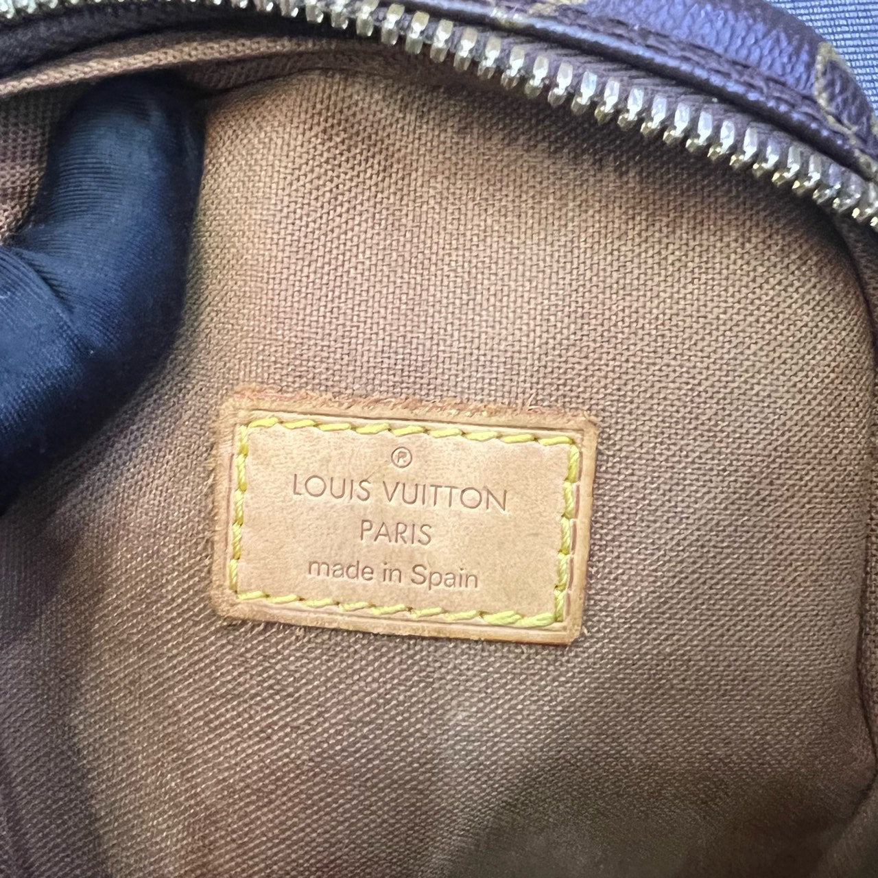 Louis Vuitton - Bumbag - Monogram coated canvas with Vachetta leather trim and textile strap - Brown - (small)