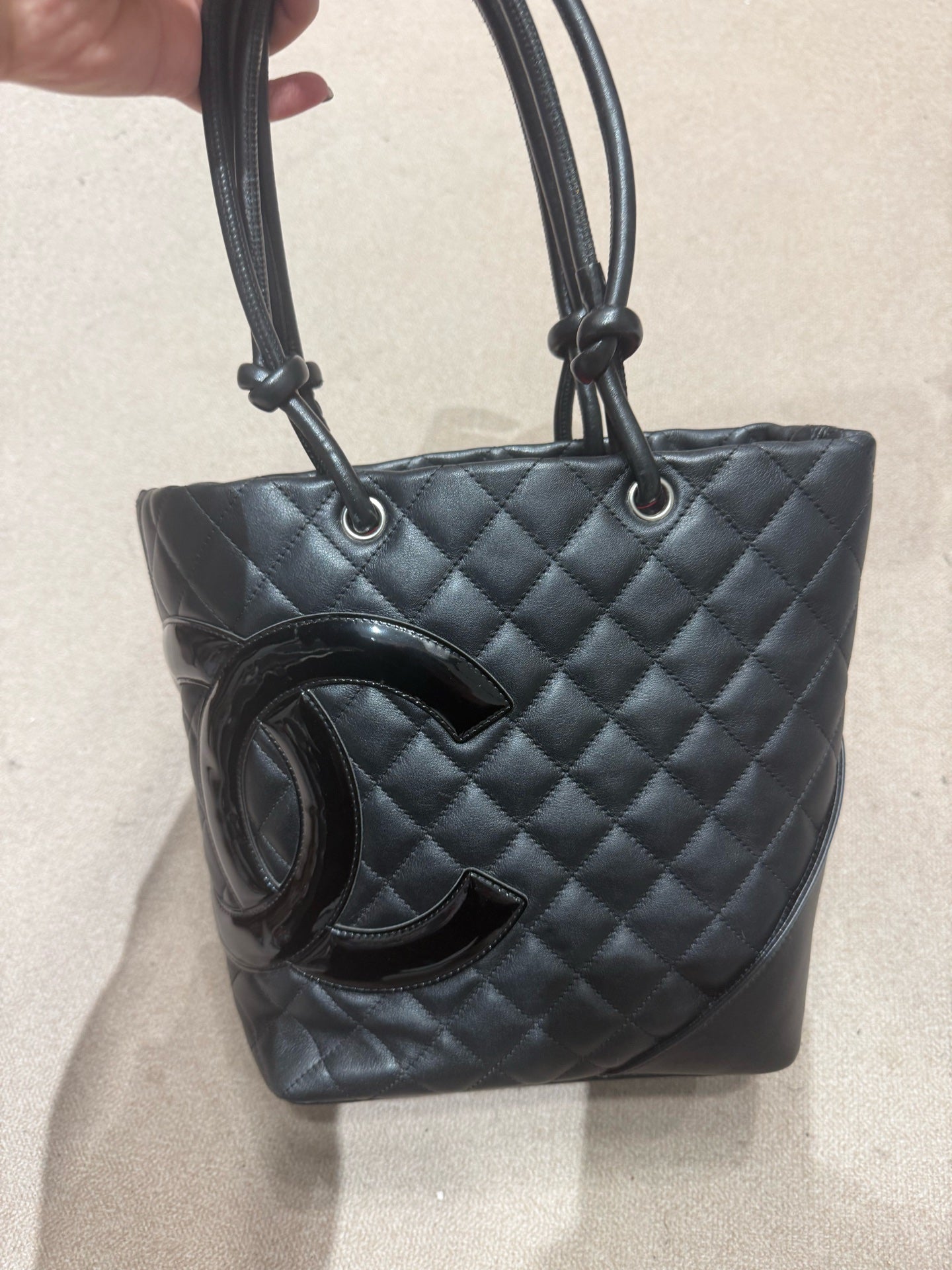 Chanel - Cambon Vertical Tote - Lambskin leather and patent leather - Black - (Small)