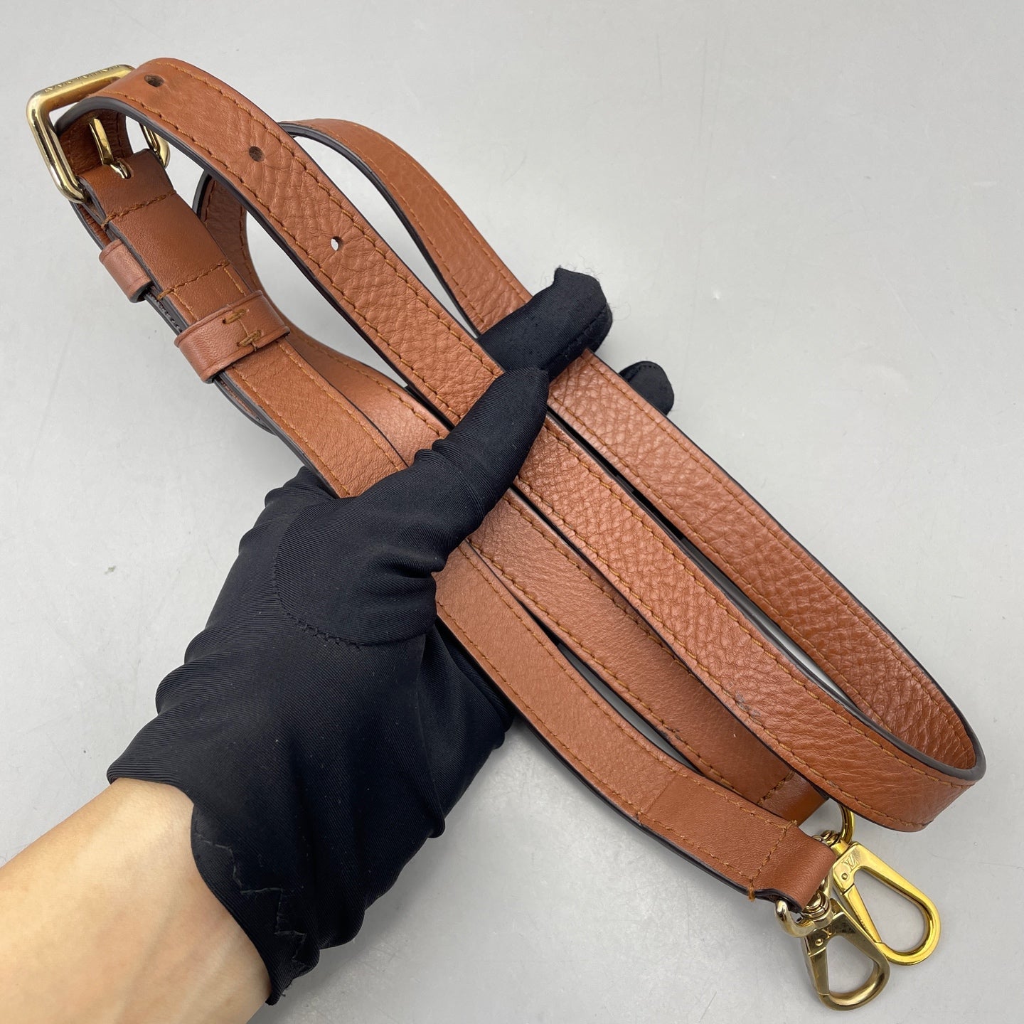 Louis Vuitton - Pallas-style Satchel - Coated canvas with leather trim - Brown - (Small)