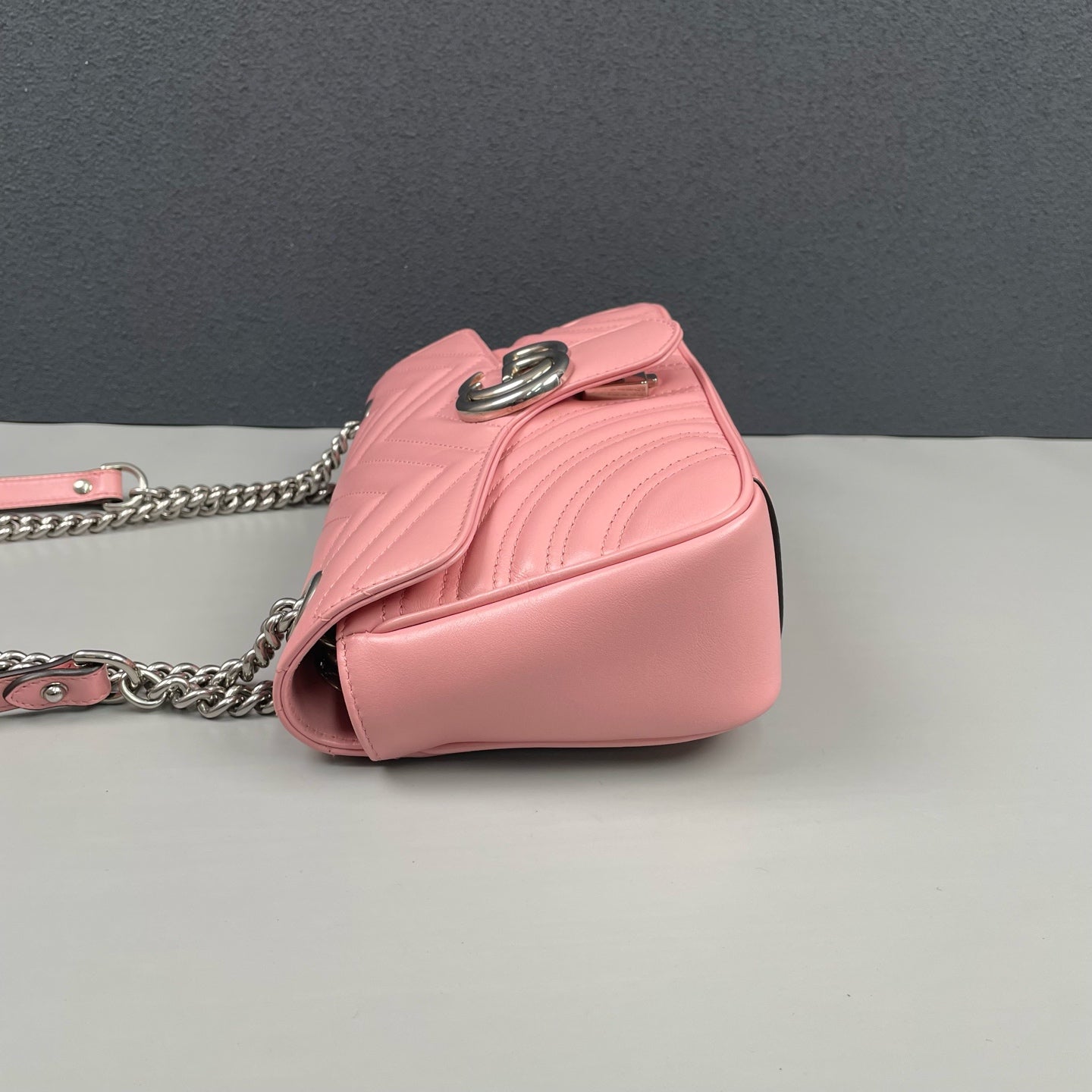 Gucci - GG Marmont Matelassé Shoulder Bag - Leather - Pink - (Medium)