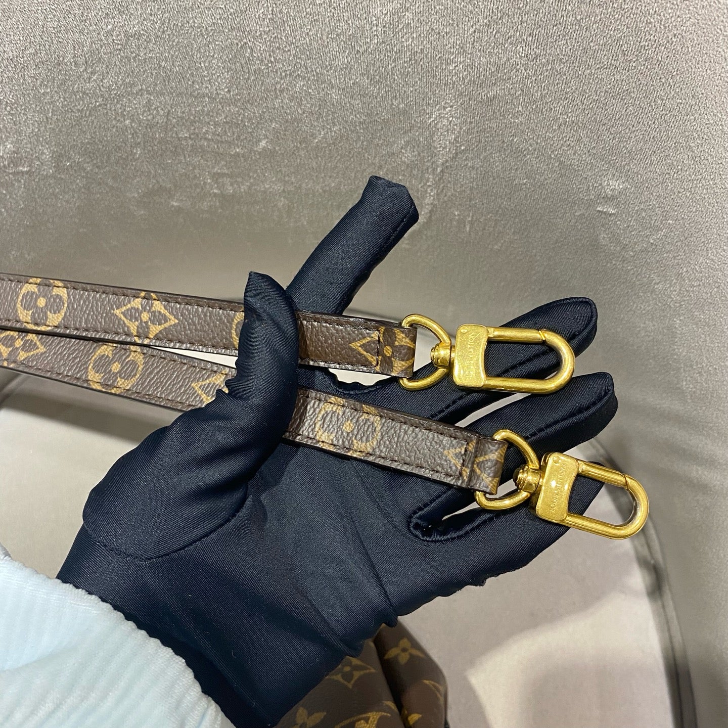 Louis Vuitton - Pallas Monogram - Monogram coated canvas with Vachetta leather trim and red leather lining - Brown with Red Accents - (Small)