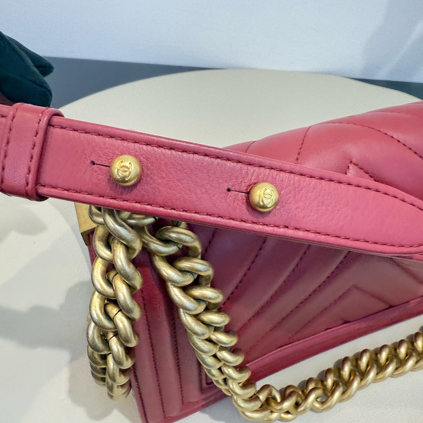 Chanel - Boy Chanel Small - Calfskin leather - Tomato Red with Gold-Tone Hardware - (Small)